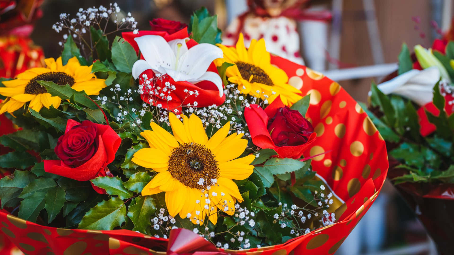 Sunflowers And Roses Wallpaper