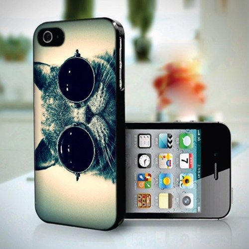 Clever Cat Wearing Glasses Wallpaper Design For iPhone Case