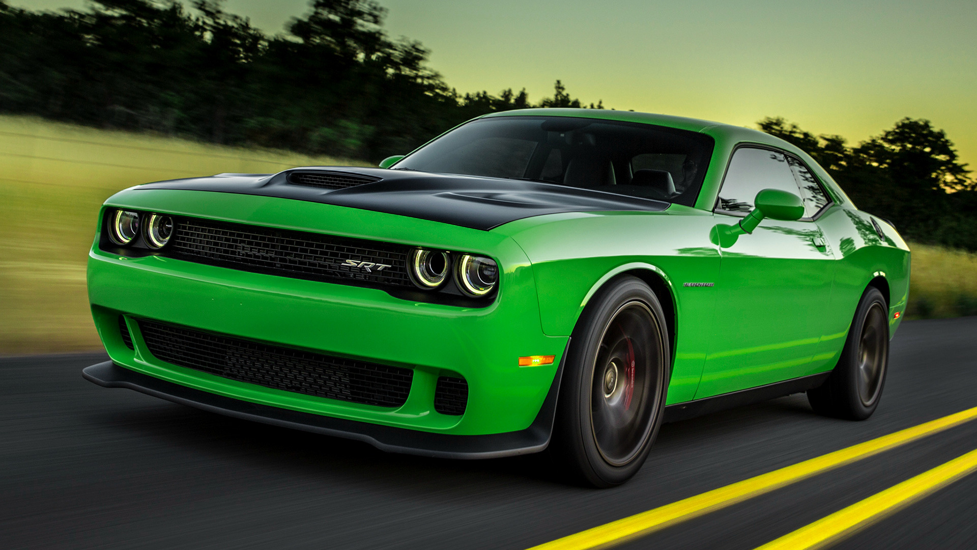Dodge Challenger SRT Hellcat 2015 Wallpapers and HD Images