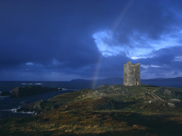 ruins Ireland castle 1600x1200 Wallpaper 736x552