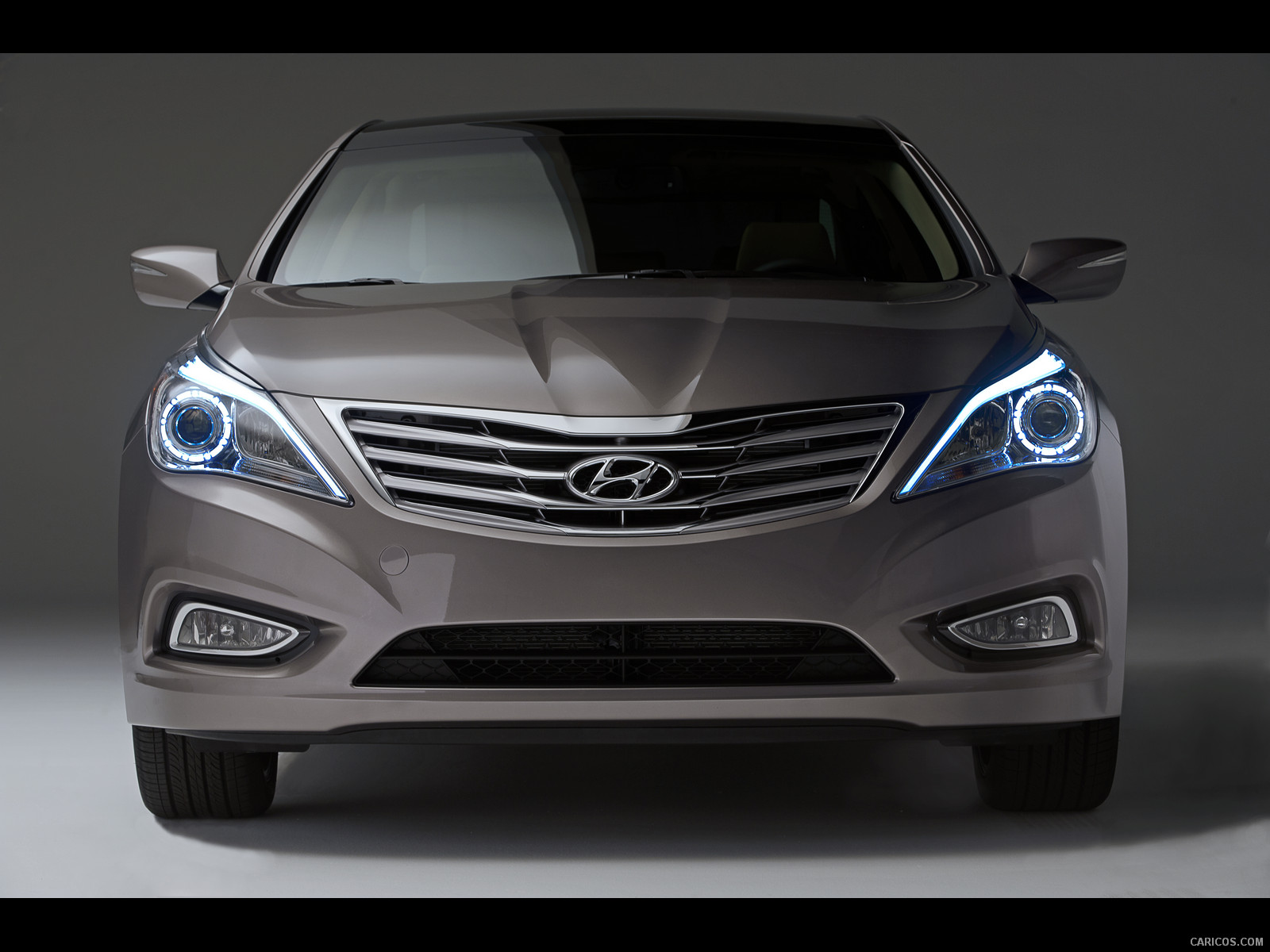 Hyundai Azera Front Wallpaper