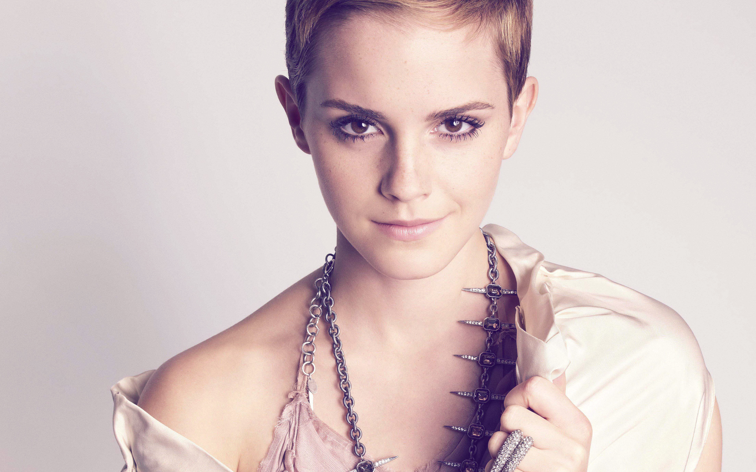 Gorgeous Emma Watson Wallpaper Creativemisha