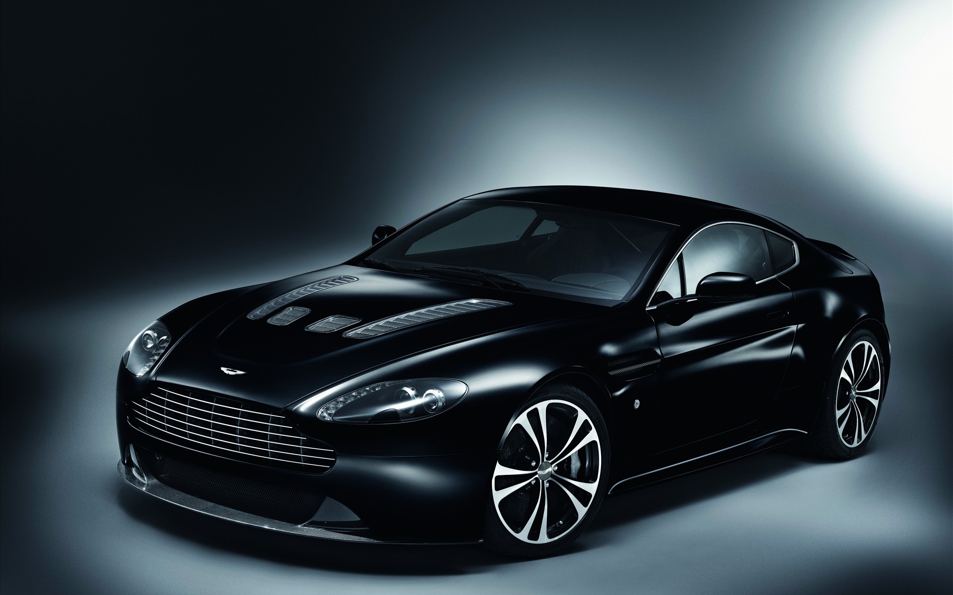 Aston Martin Logo Wallpaper HD