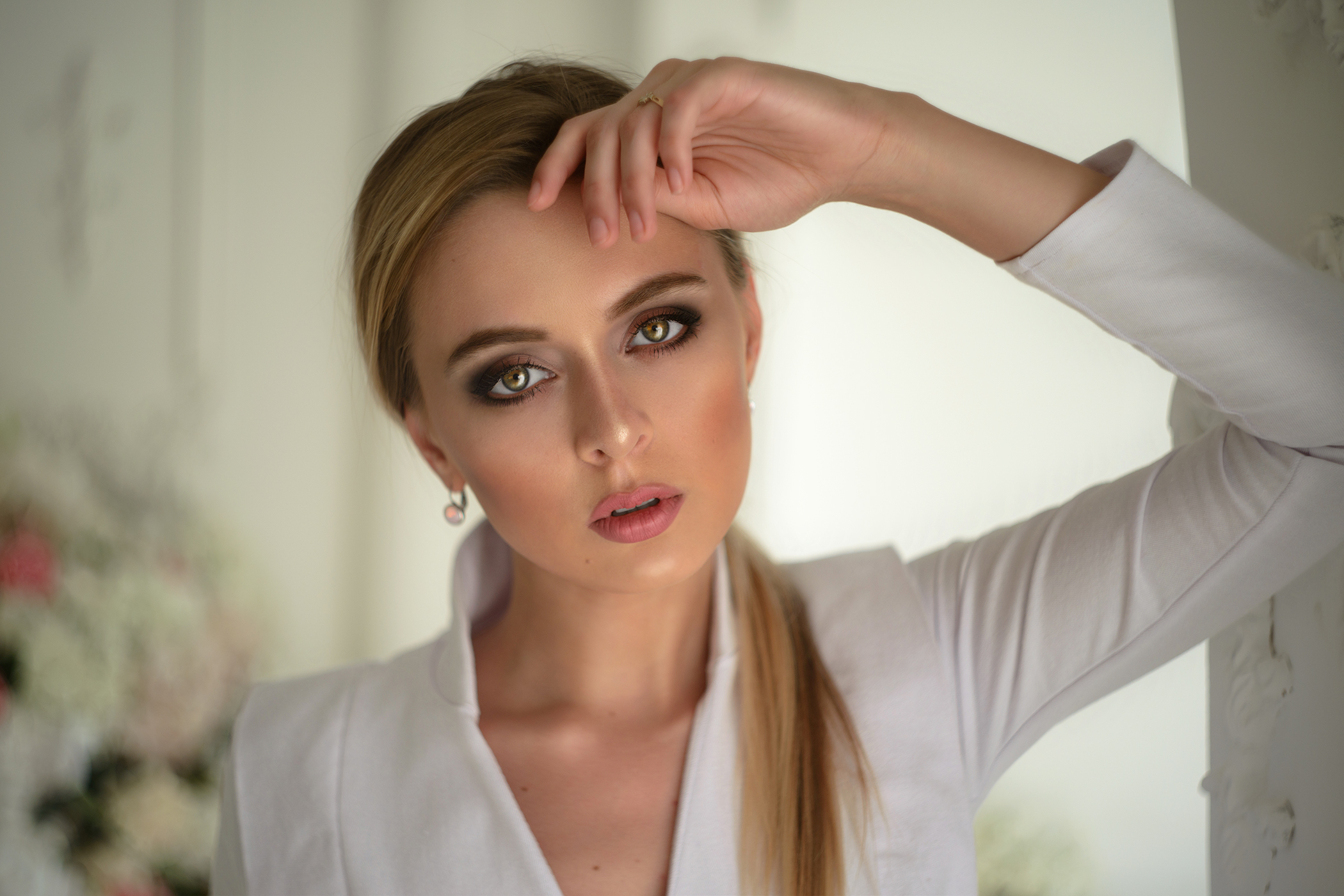 Blonde Women Portrait Wallpaper HD Girls 4k Image Photos And