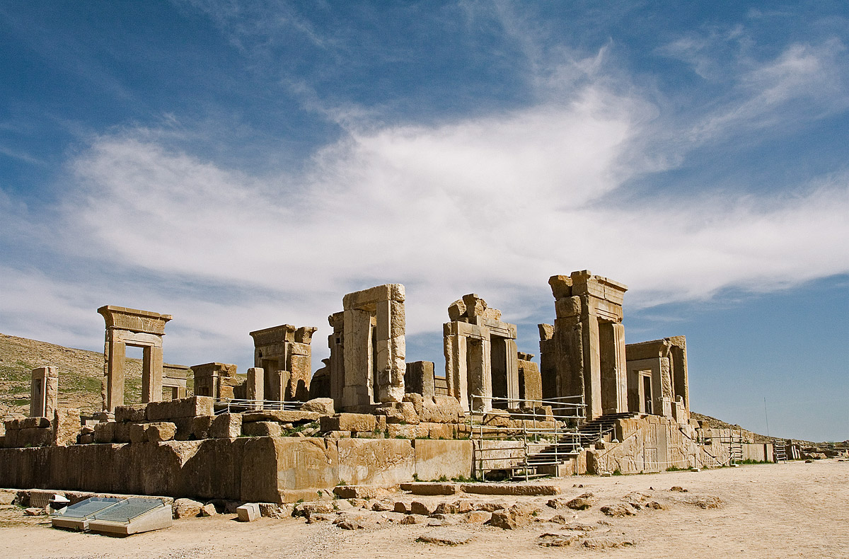 FileIran  Persepolis  Takhte Jamshid  The Gate of all Nations   panoramiojpg  Wikimedia Commons