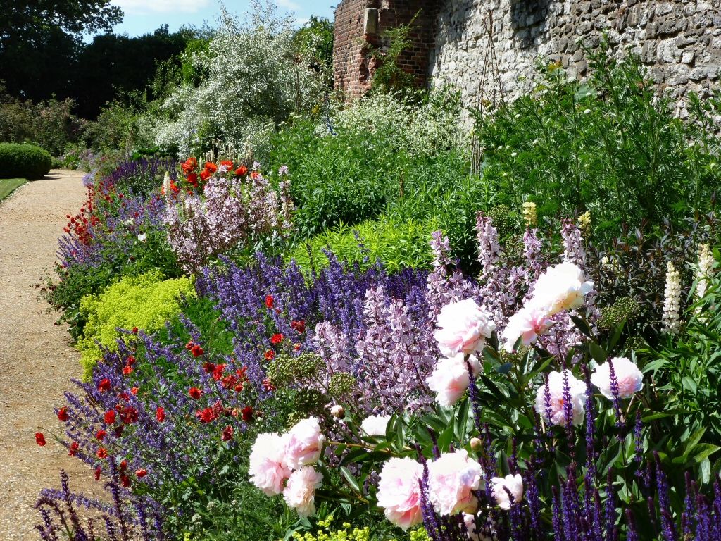 Eltham Palace Gardens Rose Garden Design Beautiful Flowers