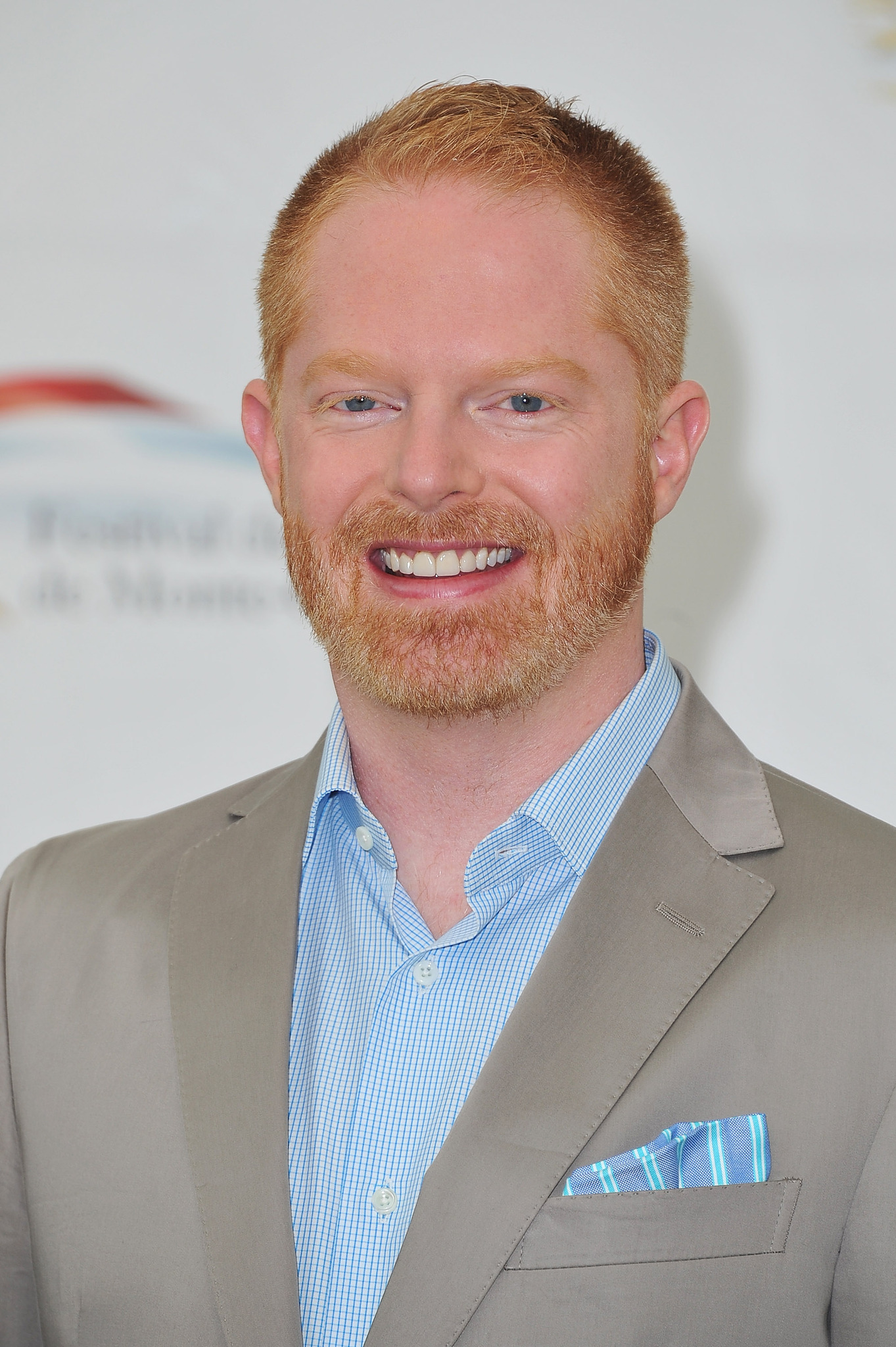 Jesse Tyler Ferguson Wallpaper