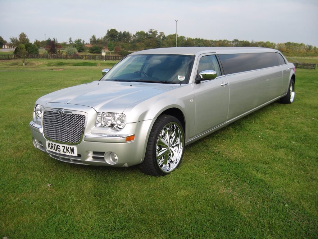 Airport Transfers Stretched Chrysler Limo Hire 300c Wallpaper