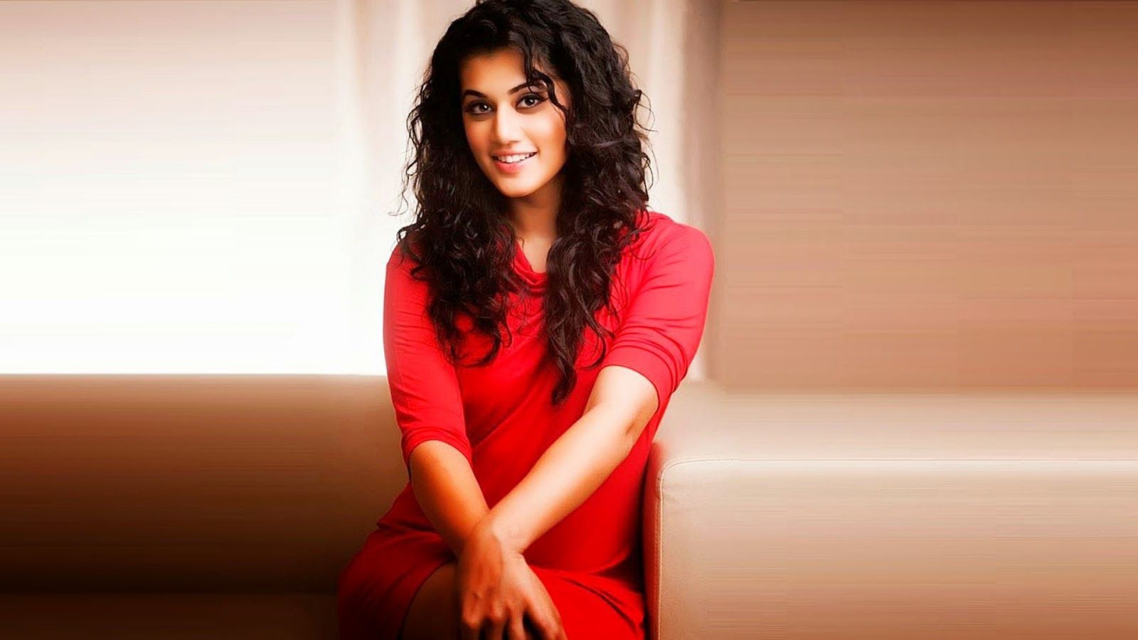 Actress Taapsee Pannu HD Wallpaper And Image