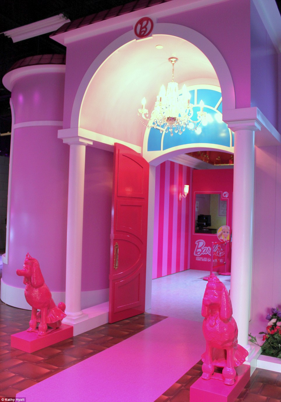 Barbie Dream House Pictures   Widescreen HD Wallpapers 964x1377