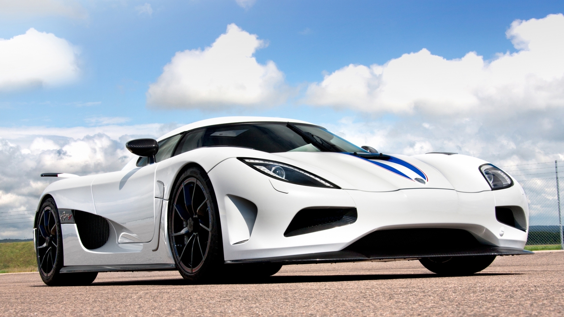 11 Volvo Koenigsegg computer wallpaper fire there are numerous from 2008-2021 