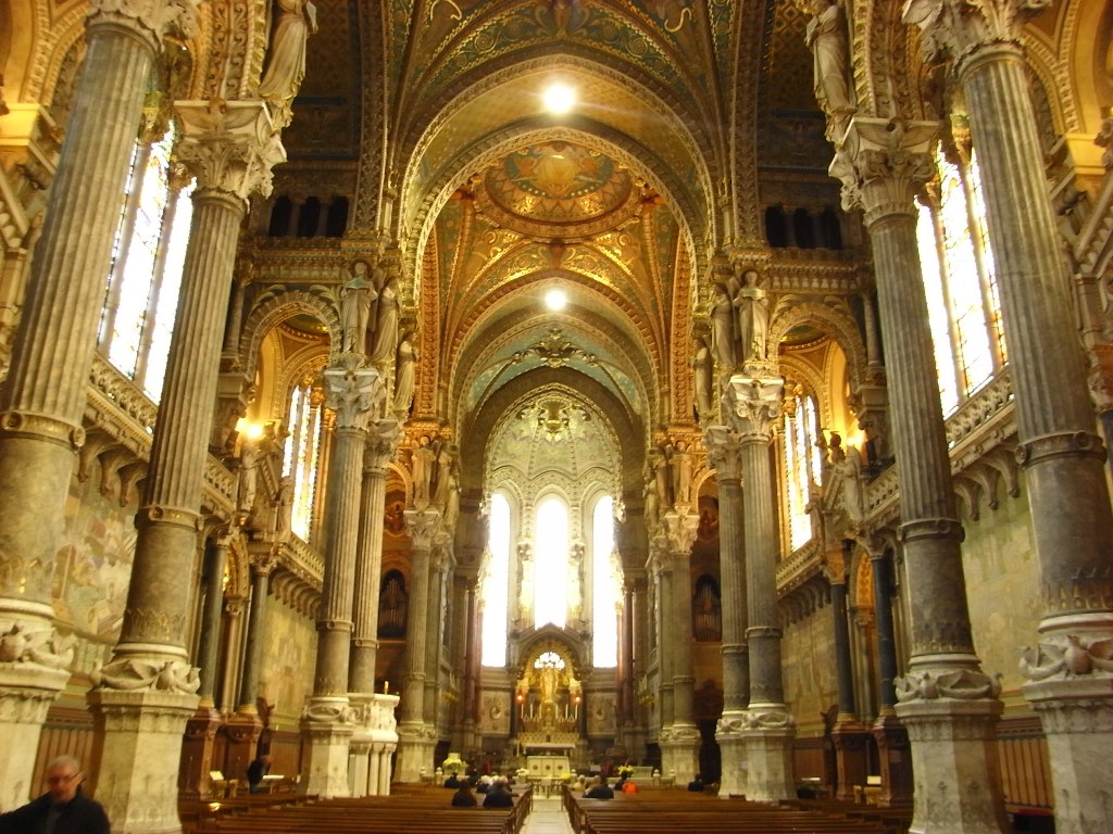 La Basilique De Notre Dame Fourvi Re Wallpaper
