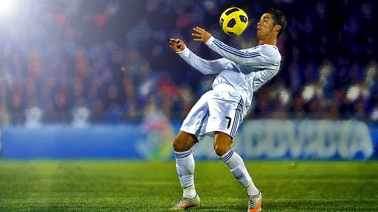 Cristiano Ronaldo Vs Juventus Home Skills Driblling HD