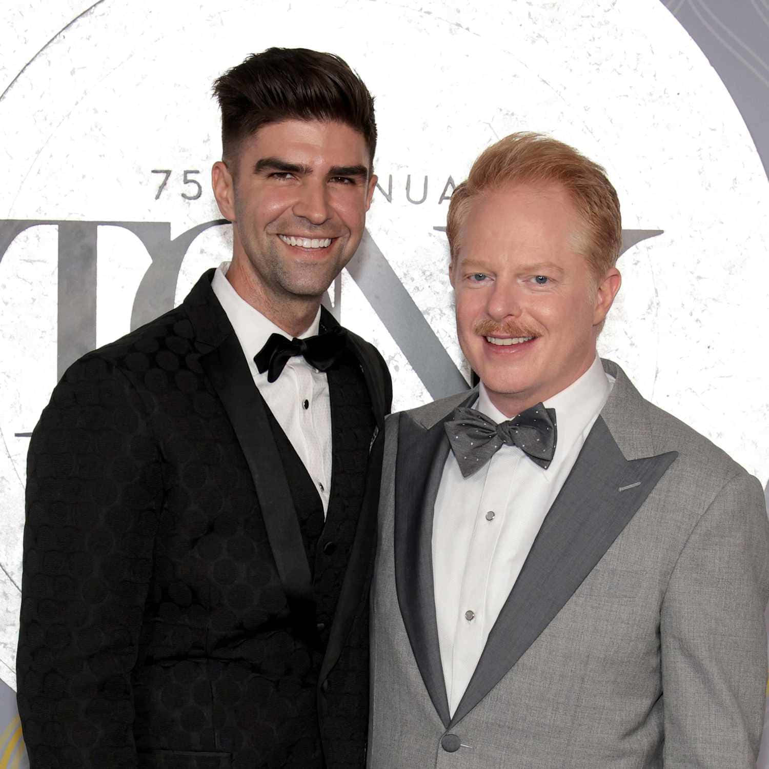 Jesse Tyler Ferguson X Wallpaper