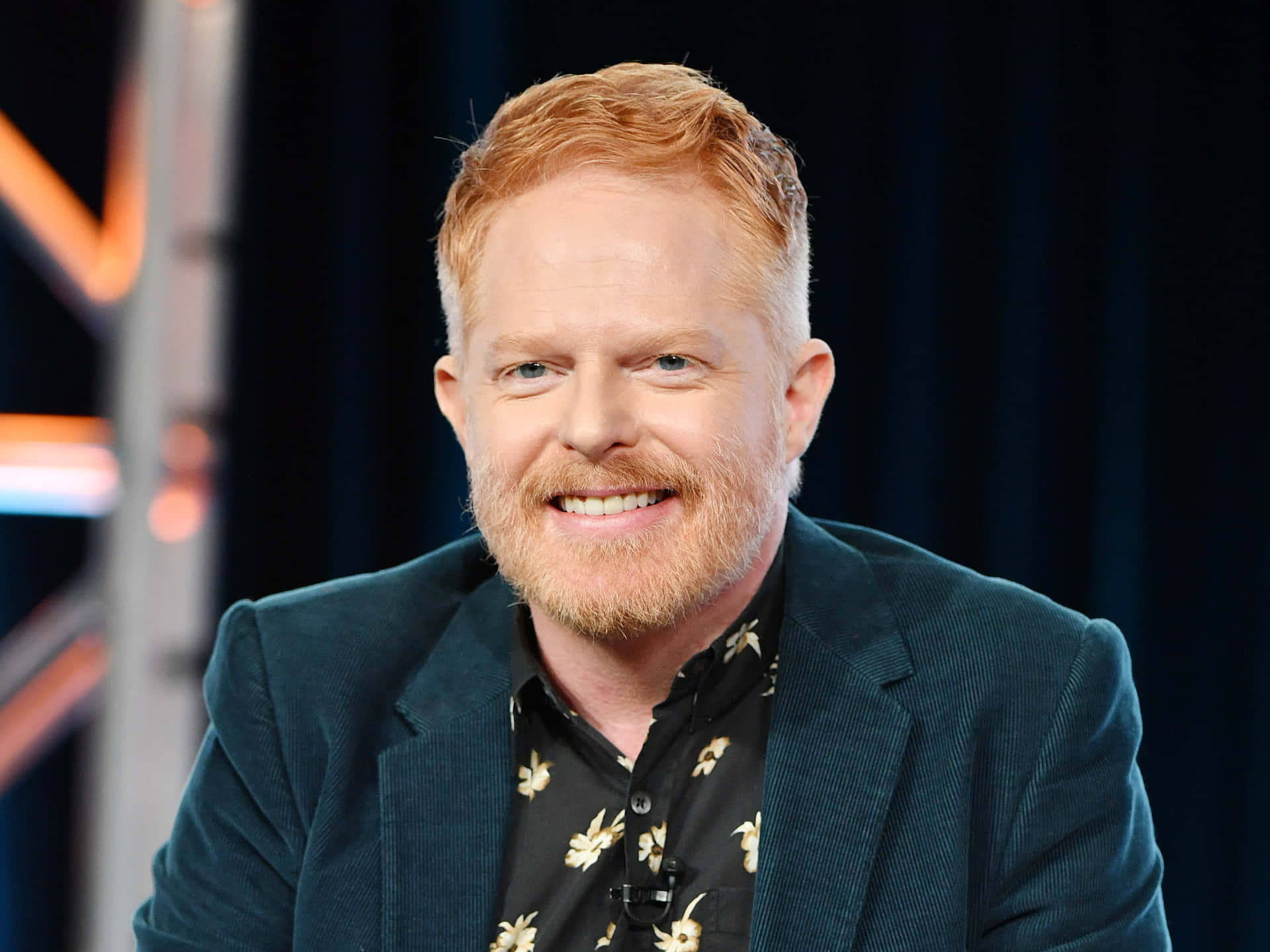 Jesse Tyler Ferguson In Untraceable Net Worth Wallpaper