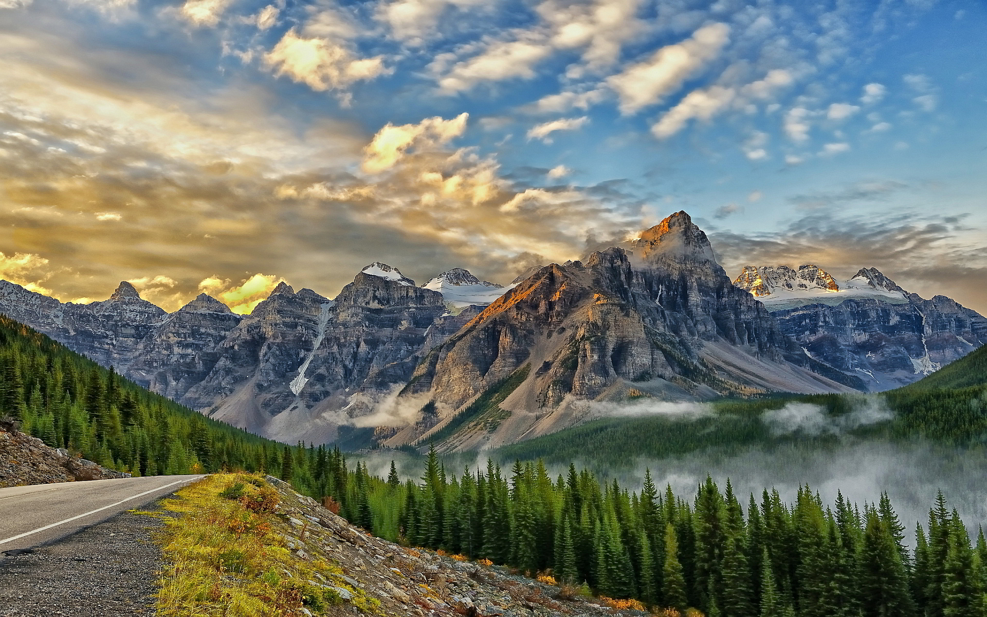 Mountain Scenery Wallpaper