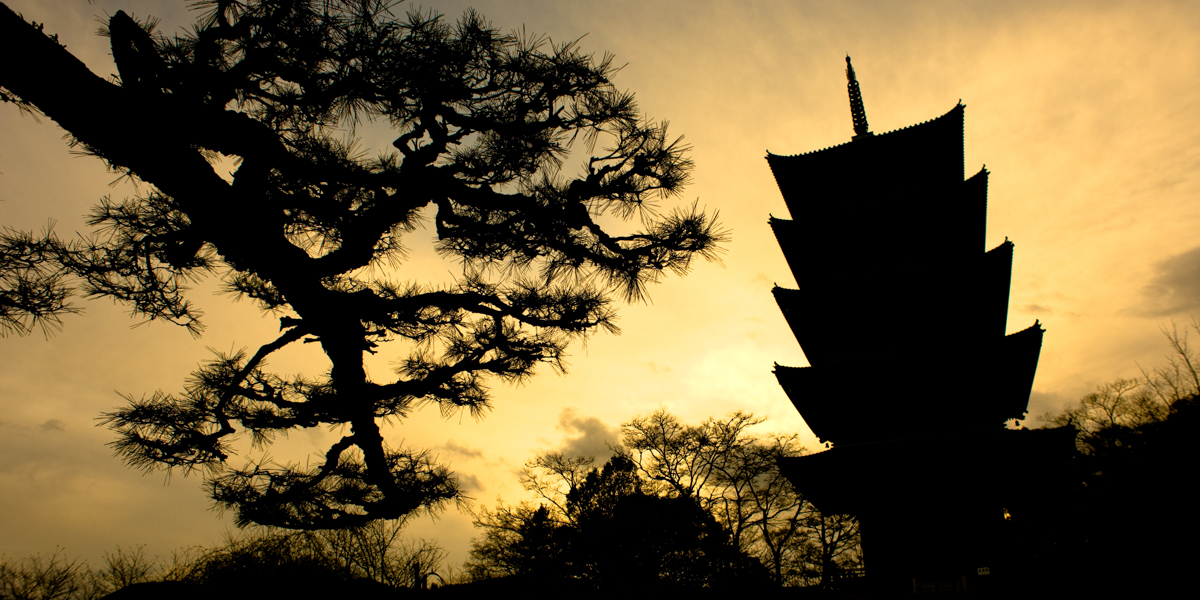 File Bitchu Kokubunji Pagoda Across The Background If Dawn Skies
