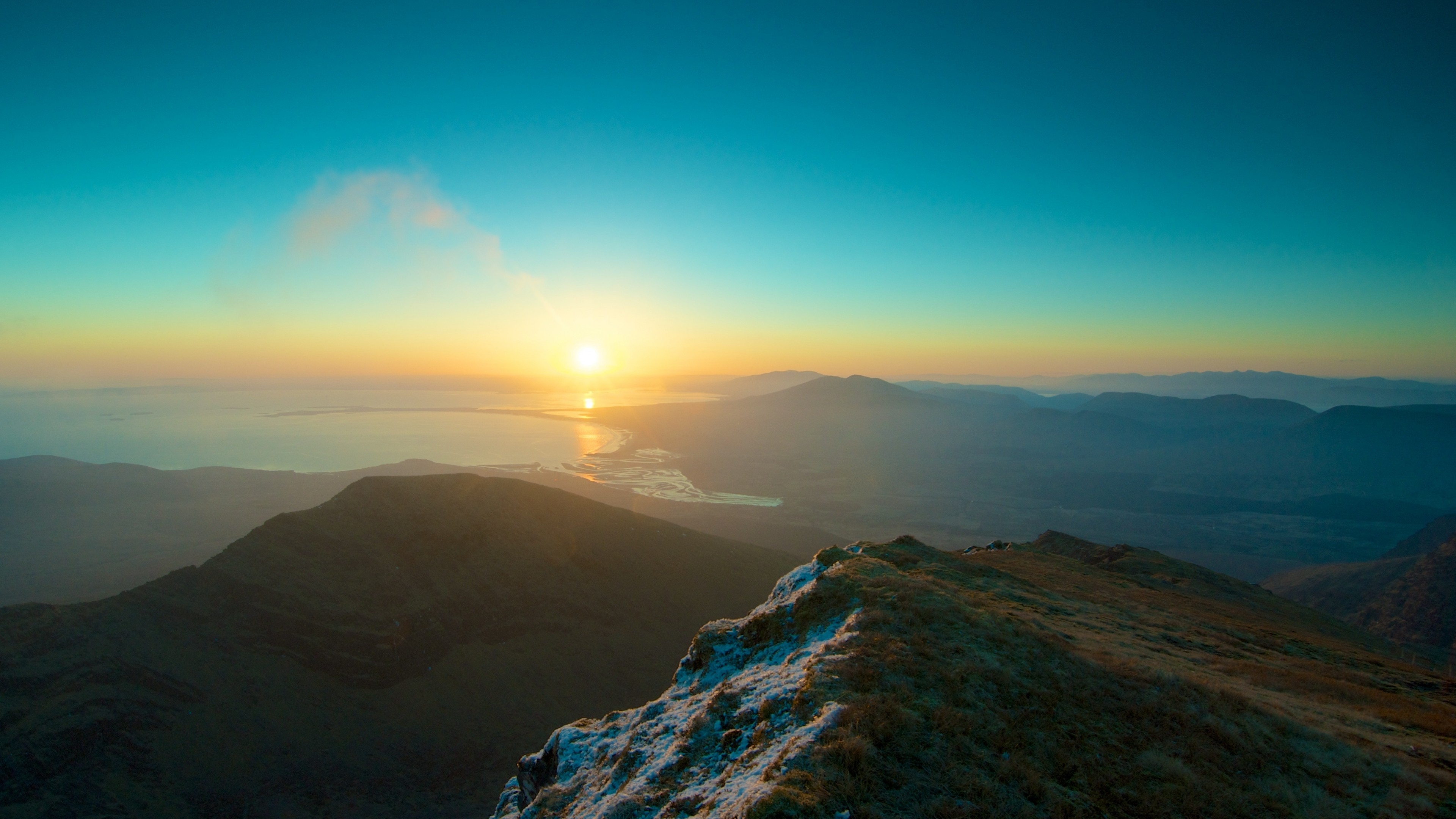 Sunrise over mountains and sea, 4K wallpaper