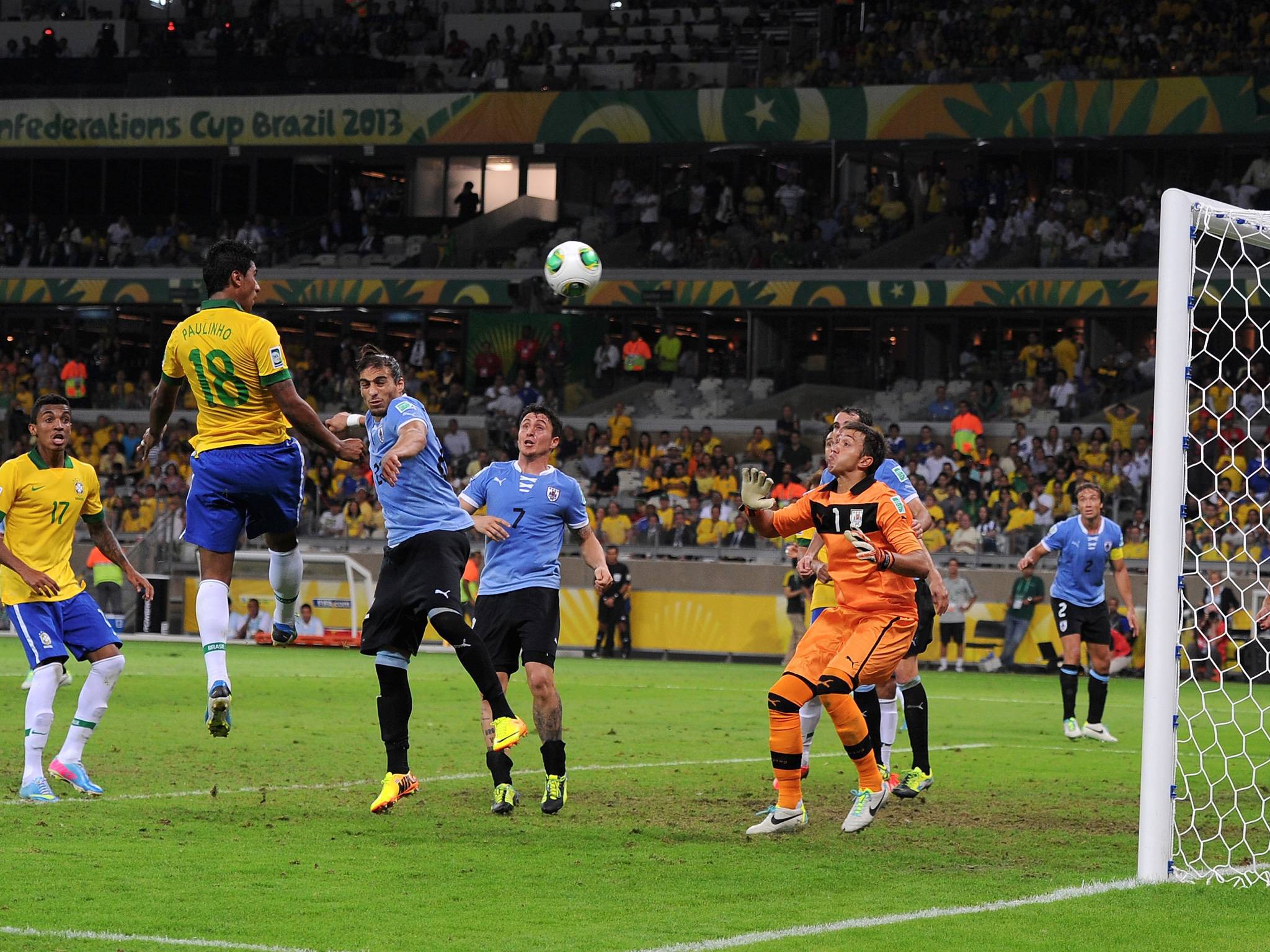 Brazilian Paulinho Against Uruguay Wallpaper Football