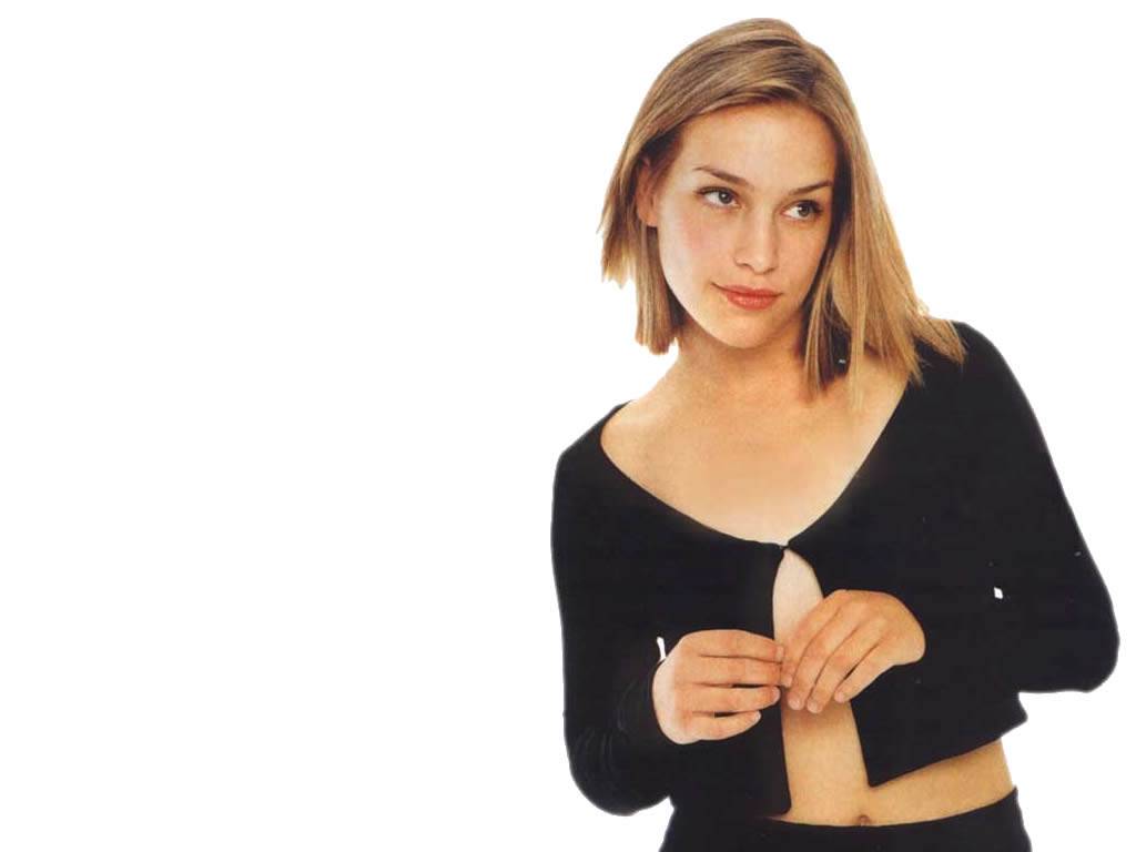 Celebrity Piper Perabo Photos Pictures Wallpaper