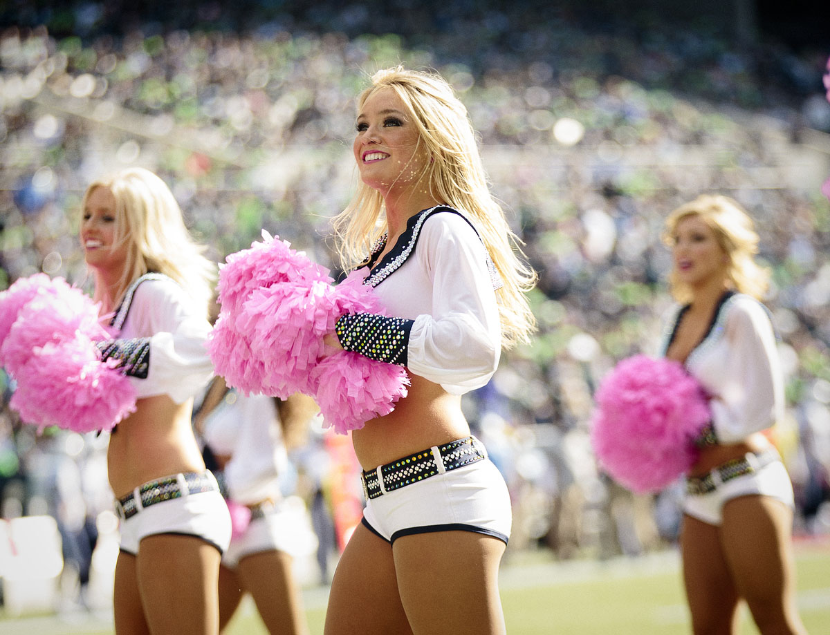 Top Seattle Sea Gals Roster Wallpaper