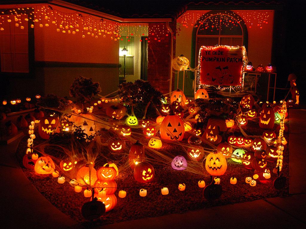 Halloween Decorations R