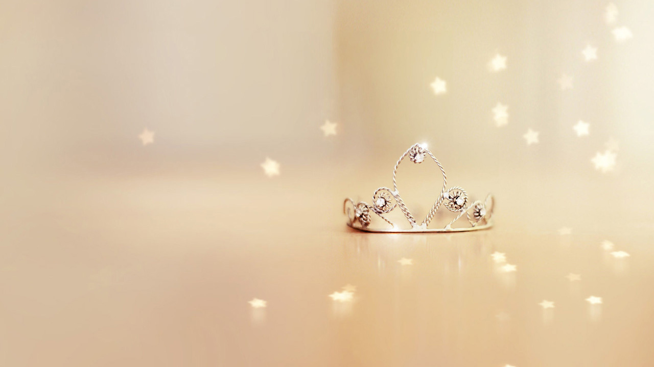 Find more Crown Wallpaper Adorable HDQ Backgrounds of Crown 35. 