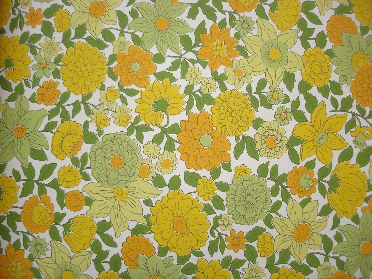 Vintage Wallpaper Yellow Orange And Green Floral Per Half Yard