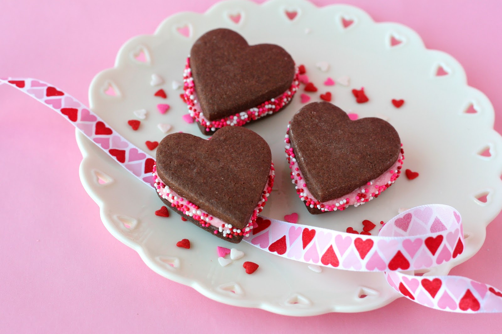 Valentine Day Chocolate HD Wallpaper And Picture Photo