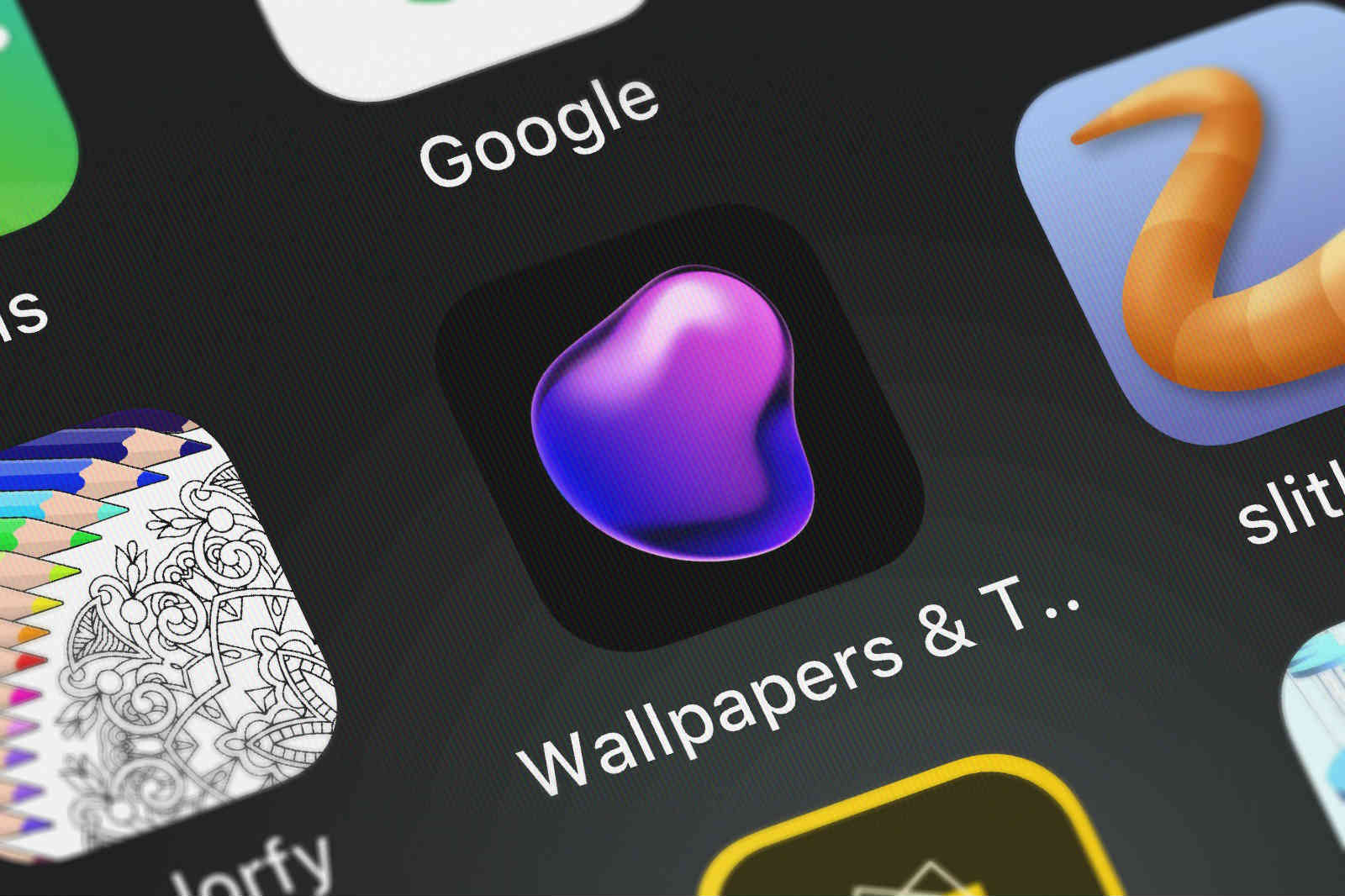 The 12 Best Wallpaper Apps for iPhone 2020   ESR Blog