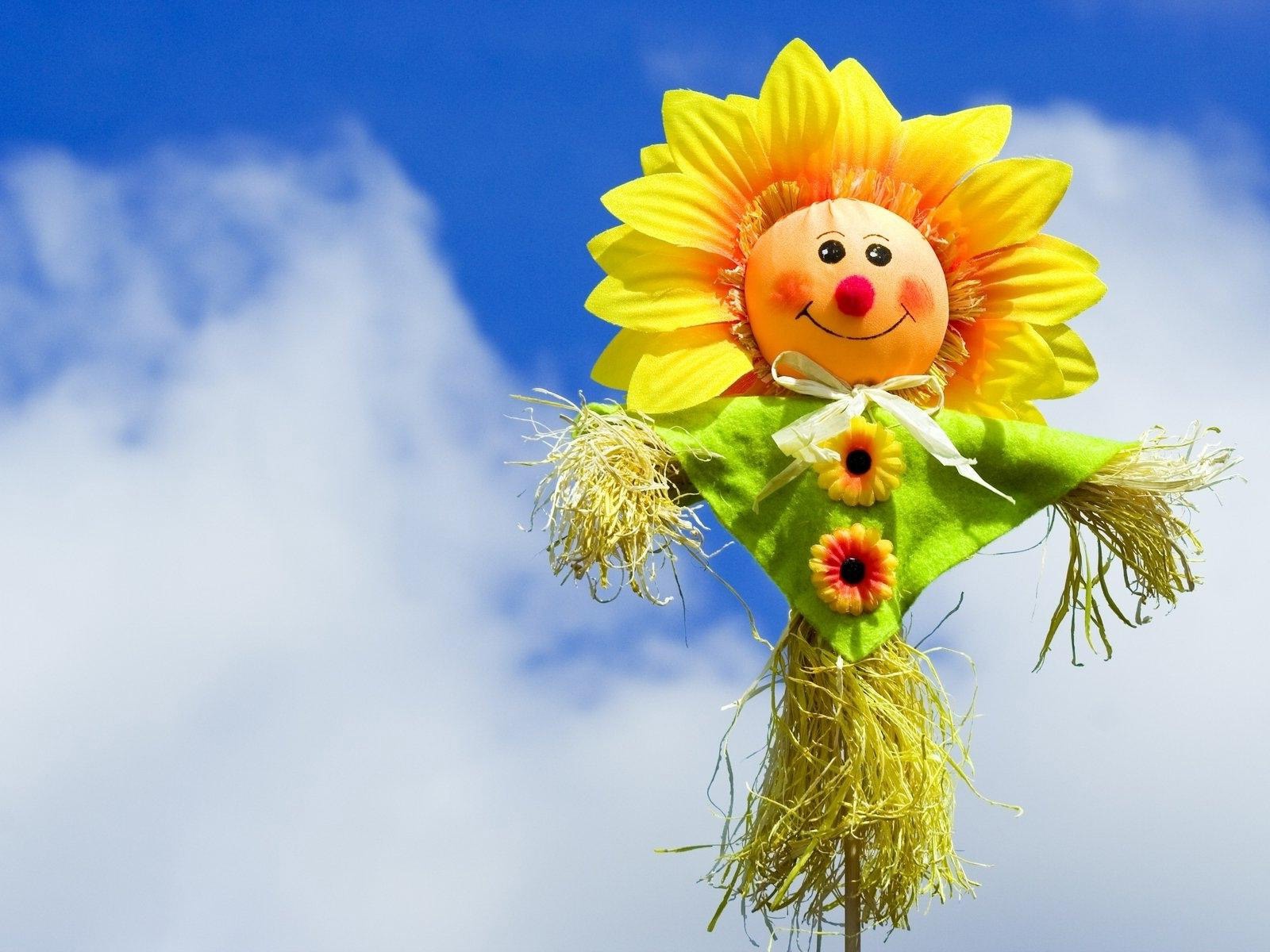 Sunflower Scarecrow Desktop Wallpaper