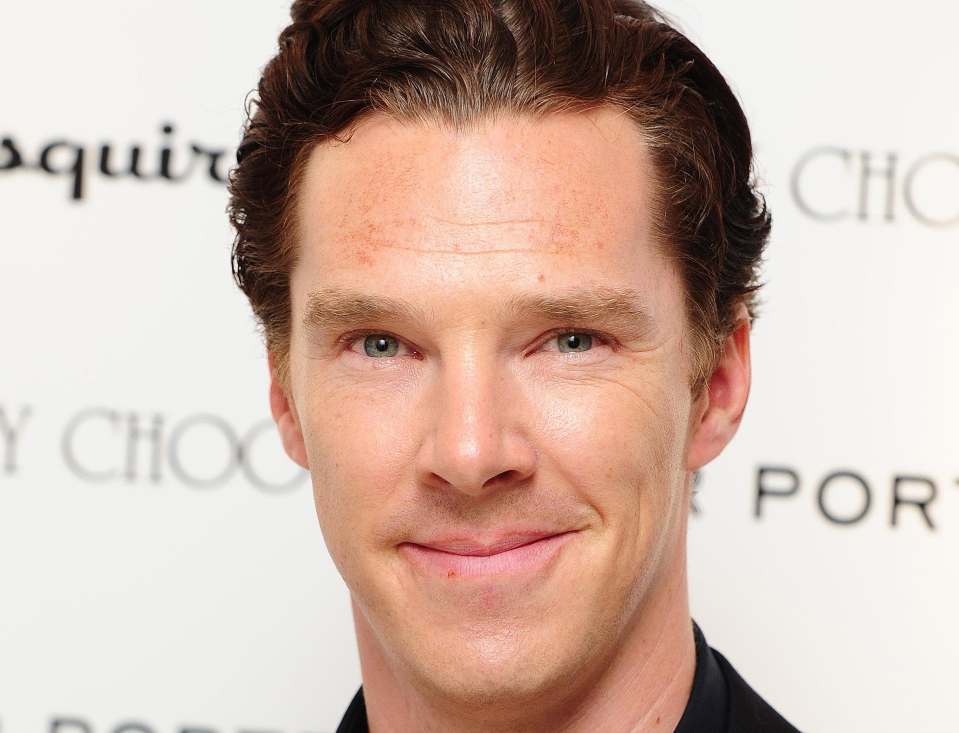 Benedict Cumberbatch Laptop Wallpaper