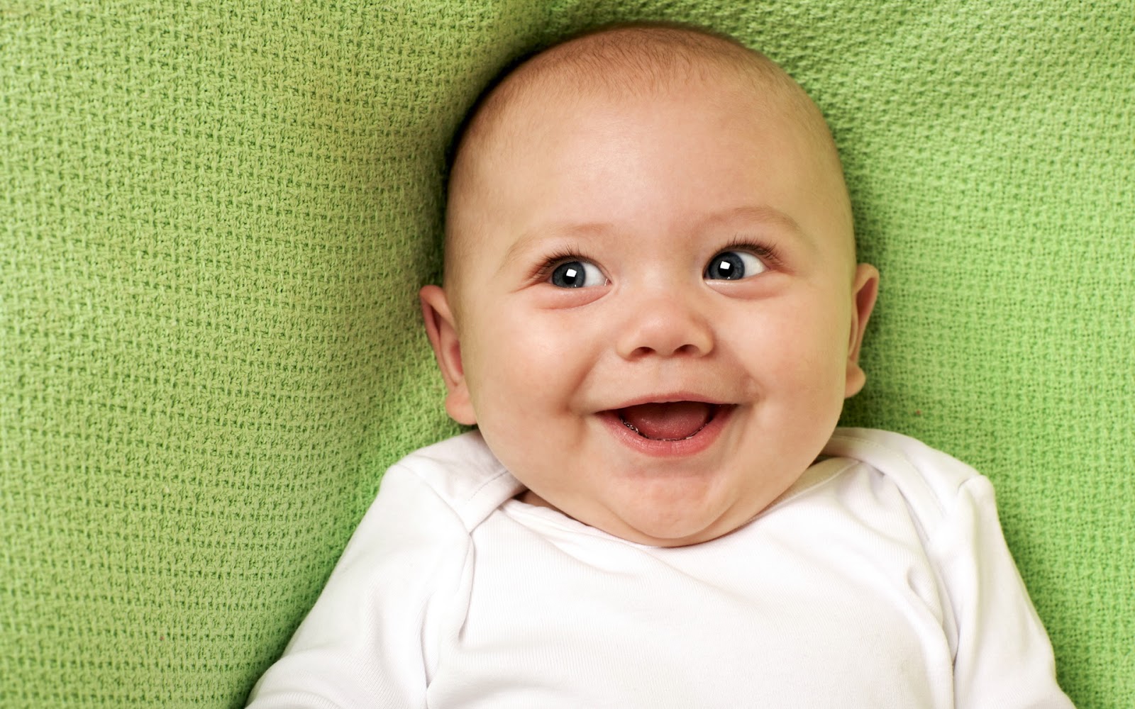 Funny Pictures Of Baby Smile HD Wallpaper Jpg
