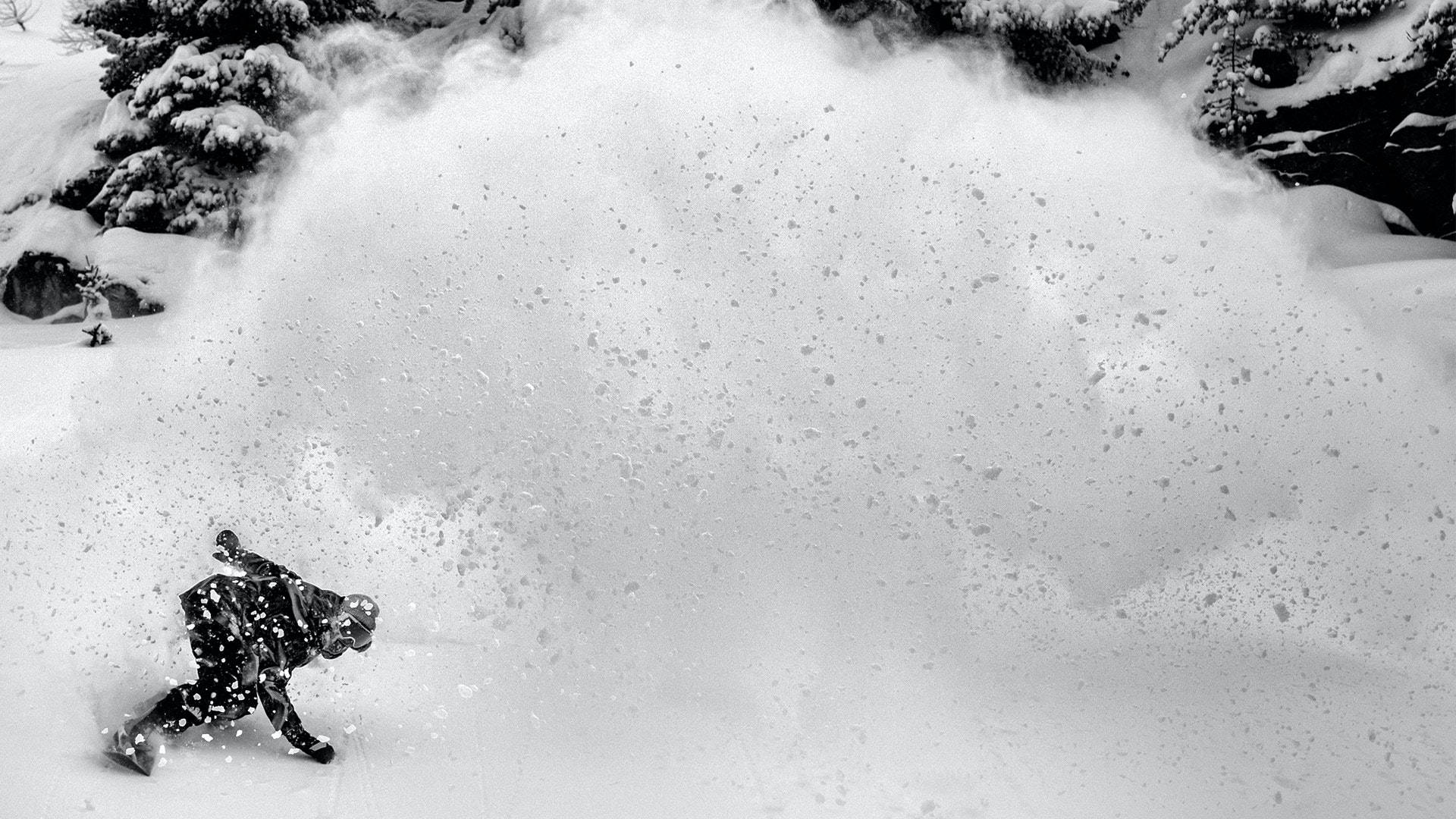 Artistic Snowboarding Mjj7q4kpxh17my8a Wallpaper