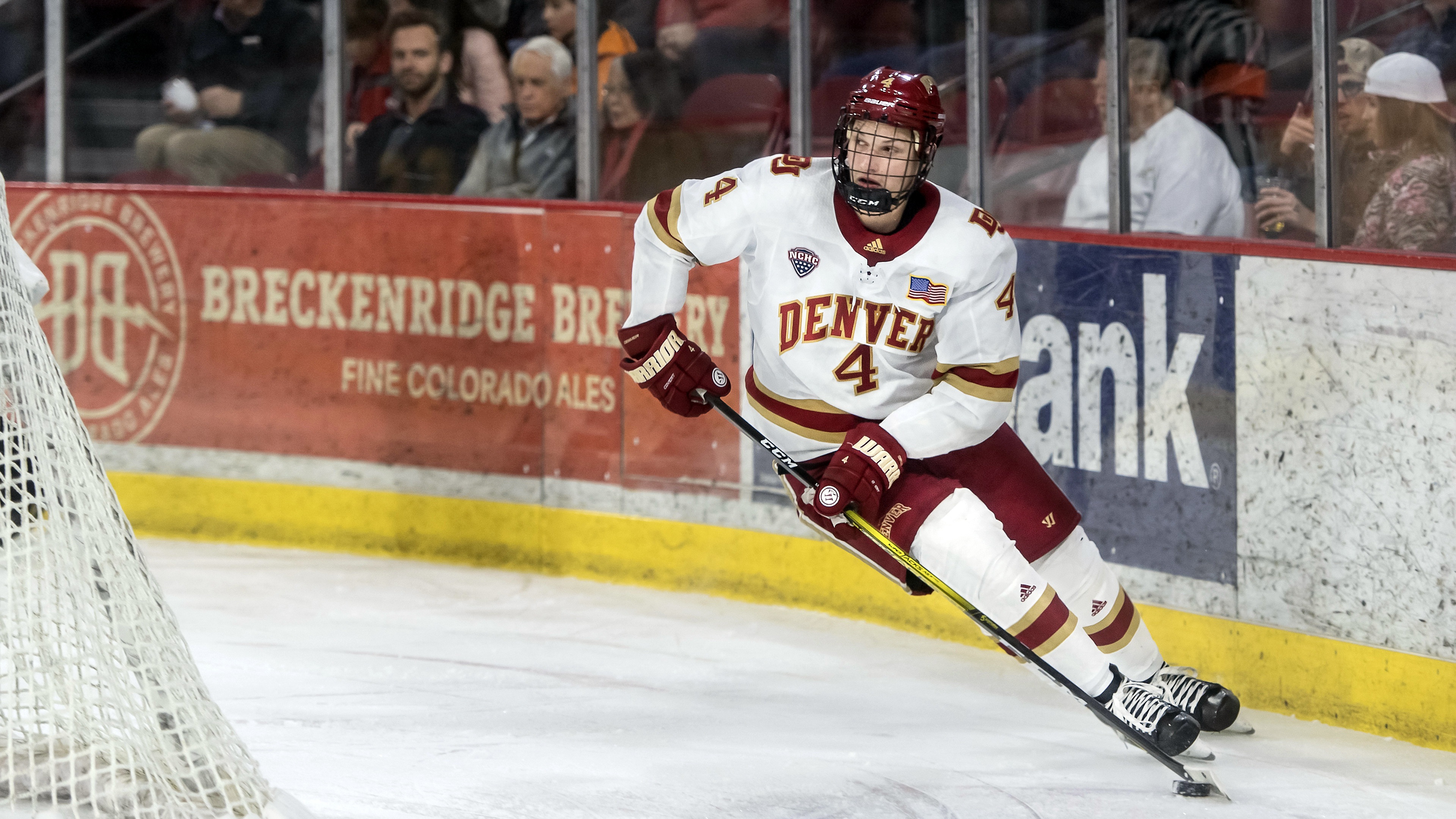 Hockey Sports 4k Ultra HD Wallpaper