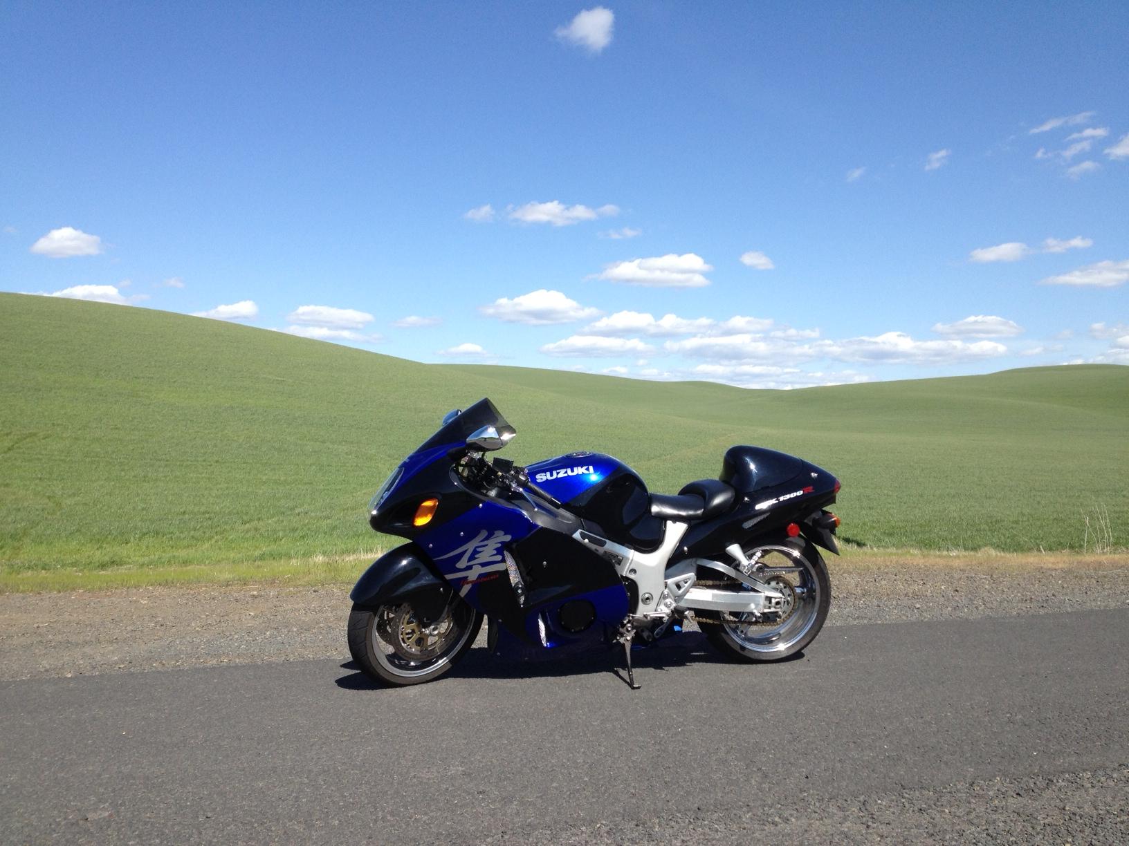 Took A Ride And Suddenly Found Myself In Windows Xp Background