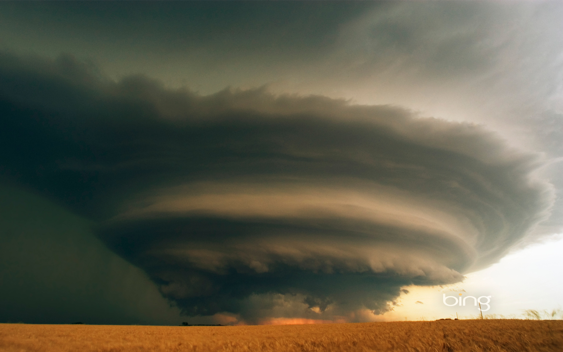 Photosky Wallpaper Bing Supercell Thunderstorm An Isolated