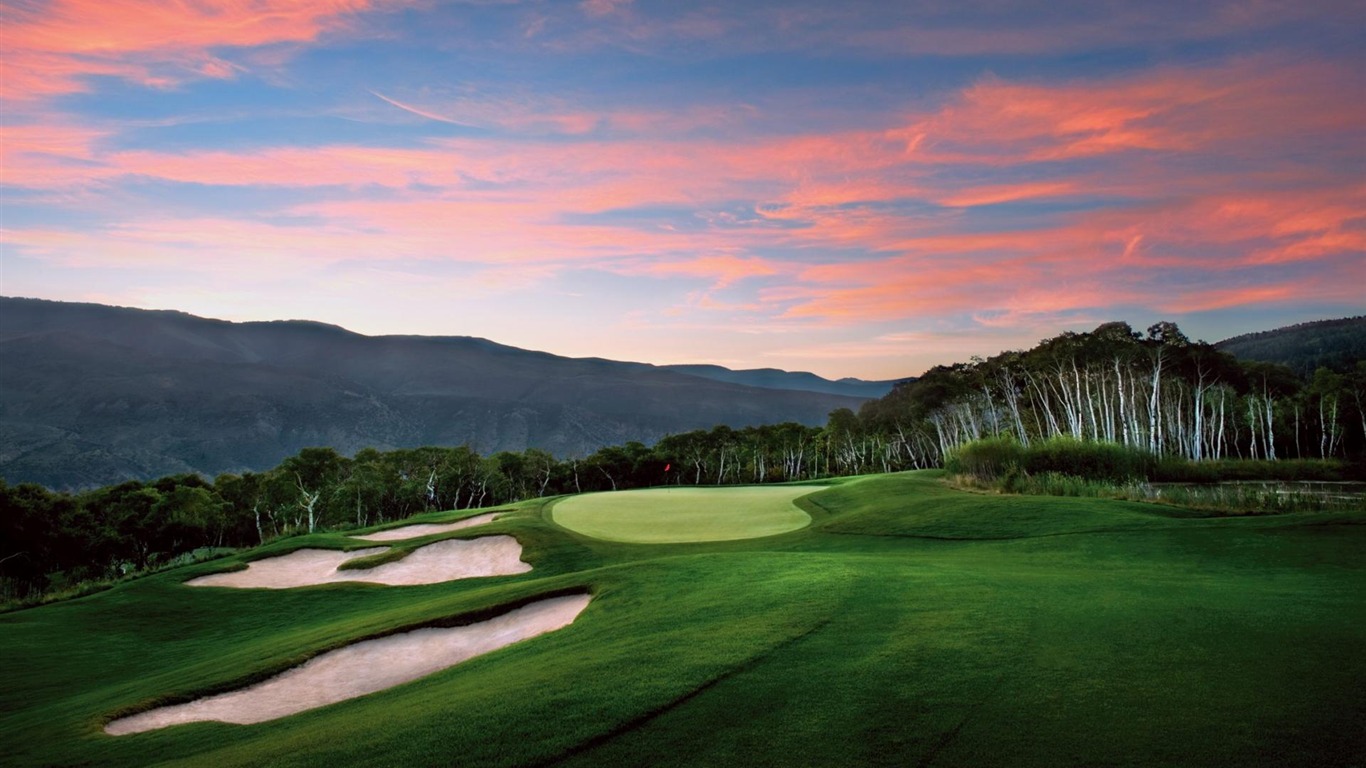 Golf Courses World Beautiful Scenery Wallpaper