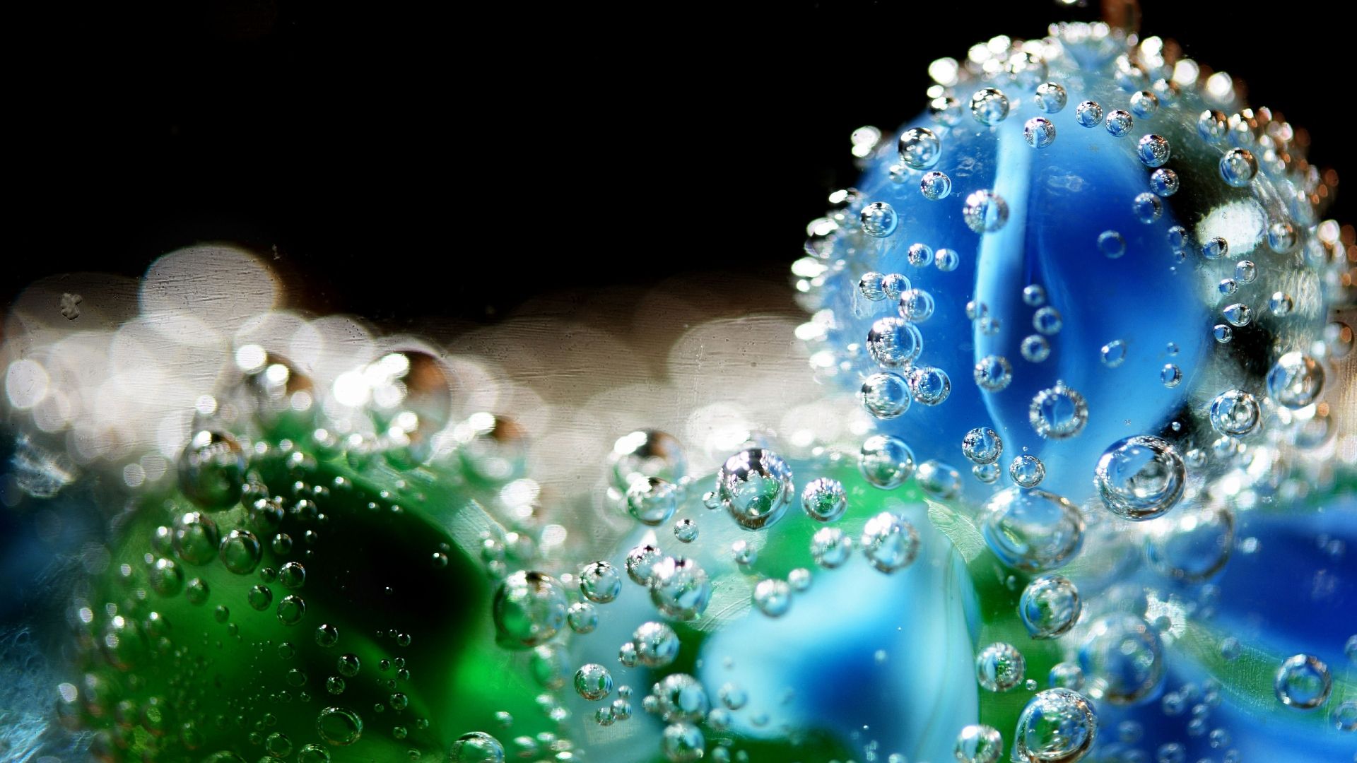 Pics Photos Water Drops Hd Wallpaper Desktop Background