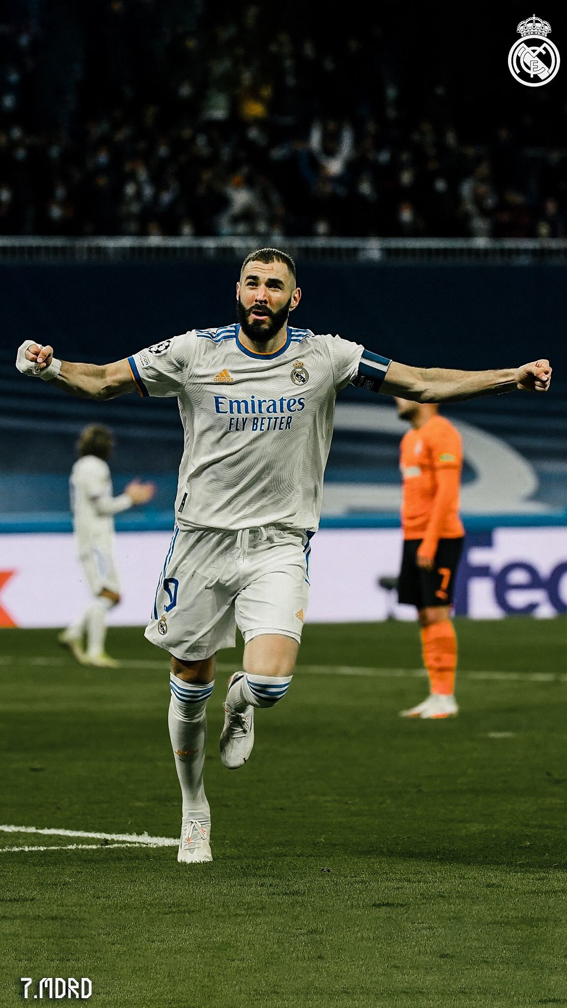 Free download Real Madrid Wallpapers 4K on Wallpapers Karim Benzema  1152x2048 for your Desktop Mobile  Tablet  Explore 25 Benzema 4k  Wallpapers  Benzema 2015 Wallpaper Karim Benzema Wallpaper 2015 Benzema  Wallpaper 2015