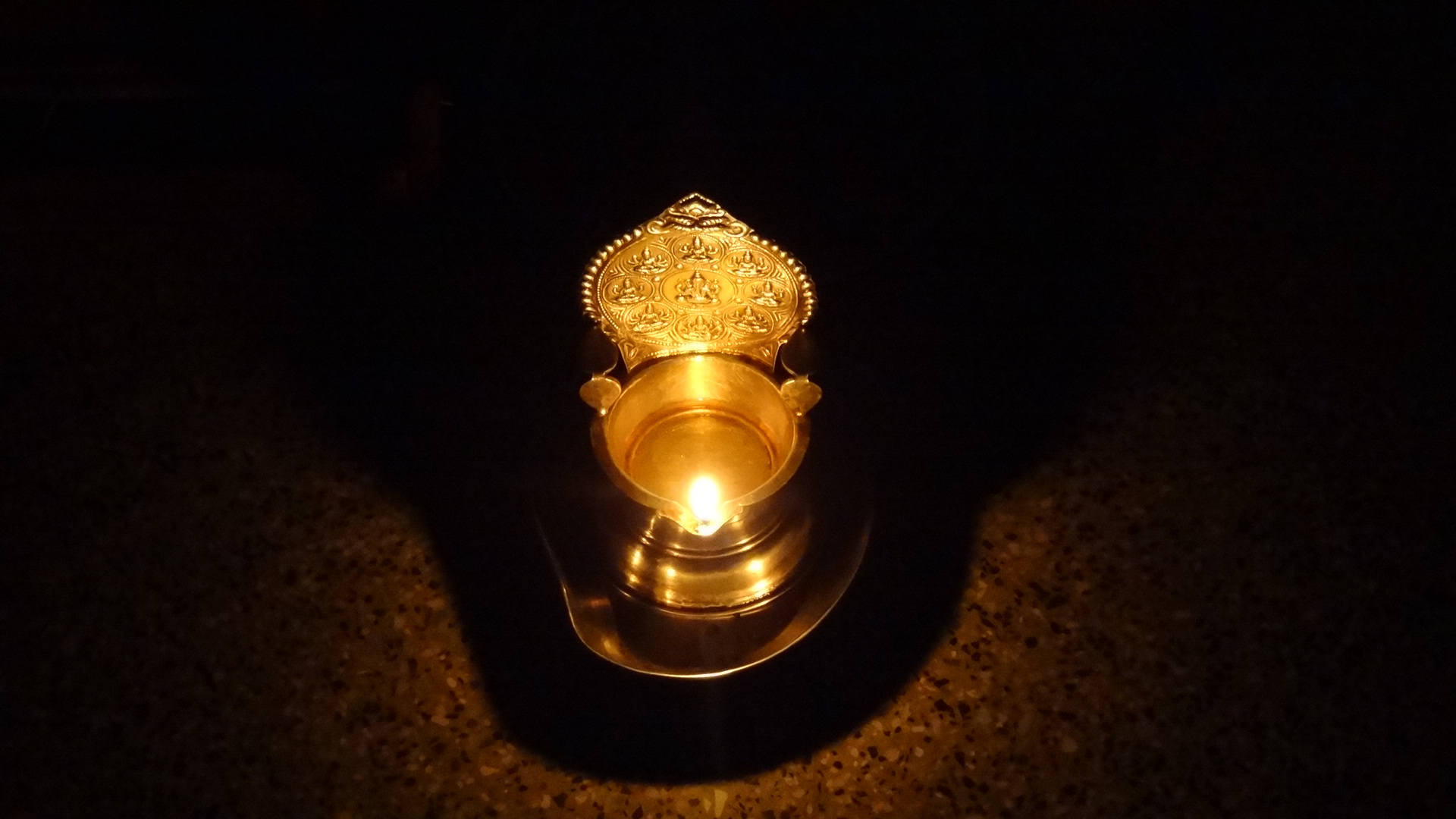 Oil Lamp Wallpaper The Soft Glow Of An
