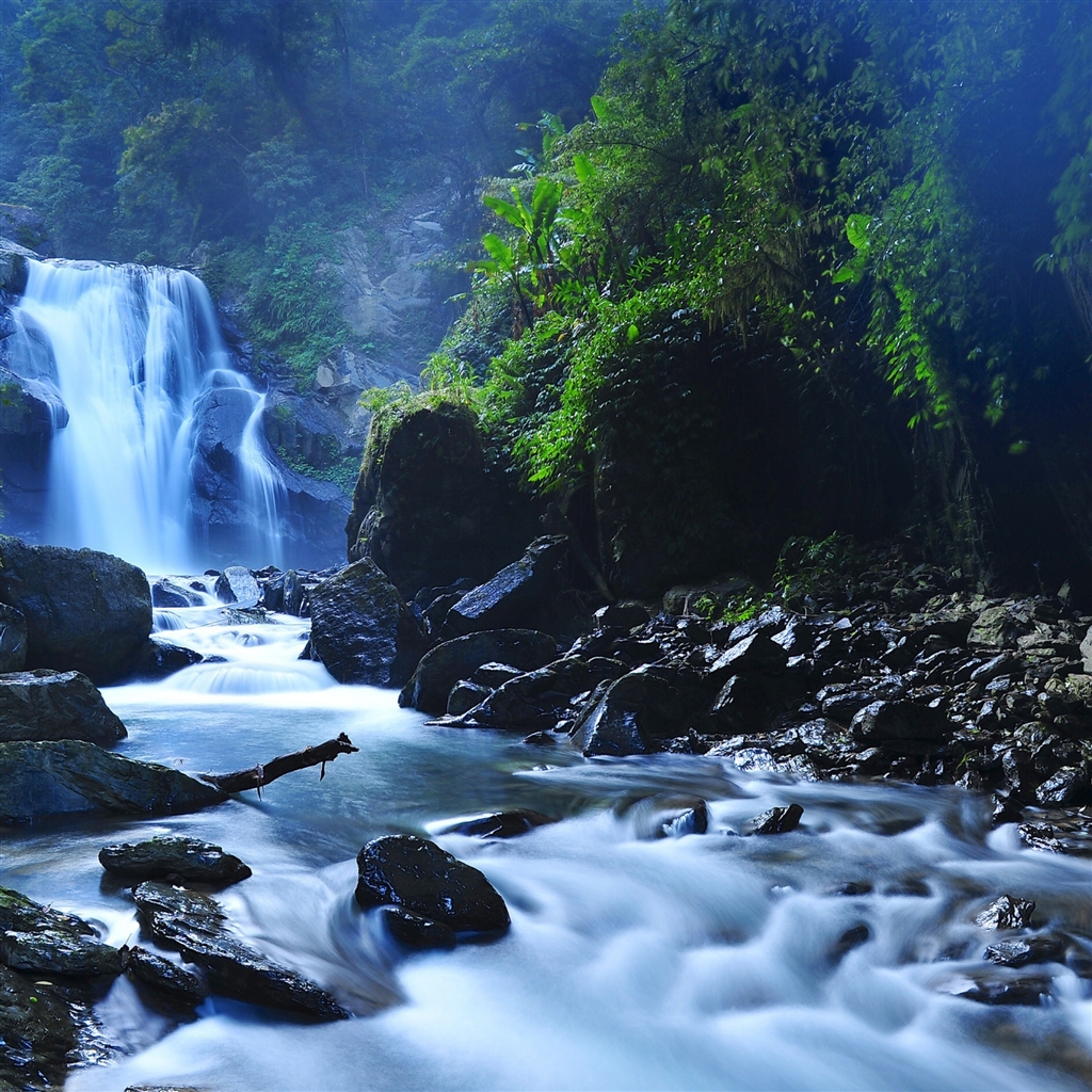 Beautiful Taiwan Forest Waterfalls iPad Air Wallpaper Download