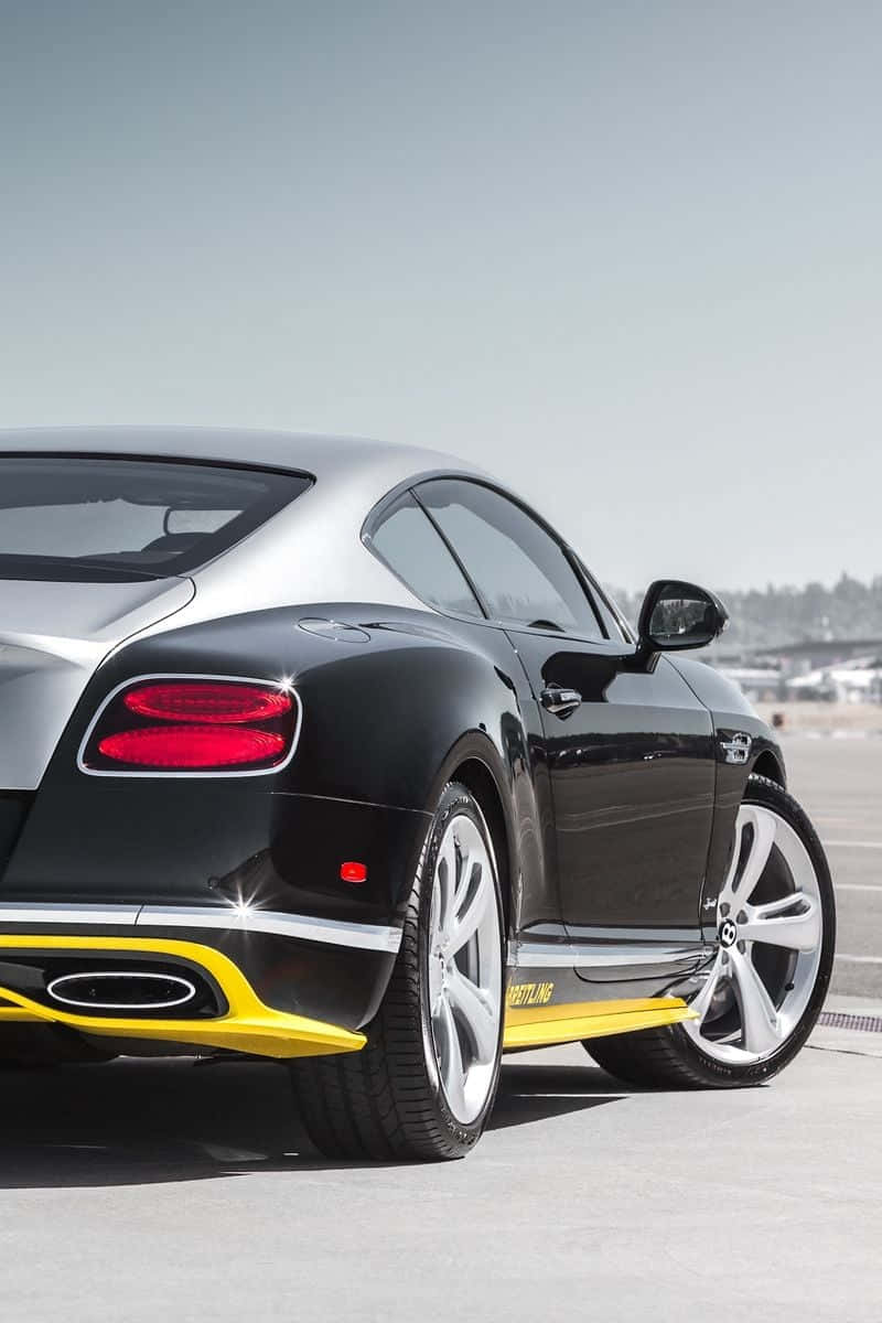 Model Bentley iPhone Wallpaper