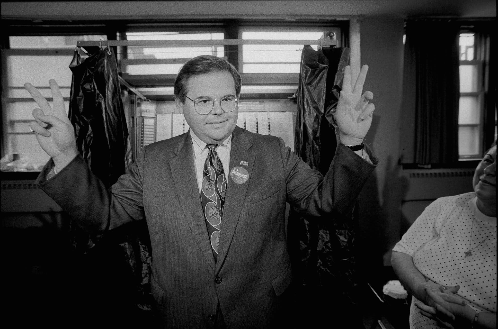 As Menendez S Star Rose Fears Of Corruption Cast A Persistent Shadow Wallpaper
