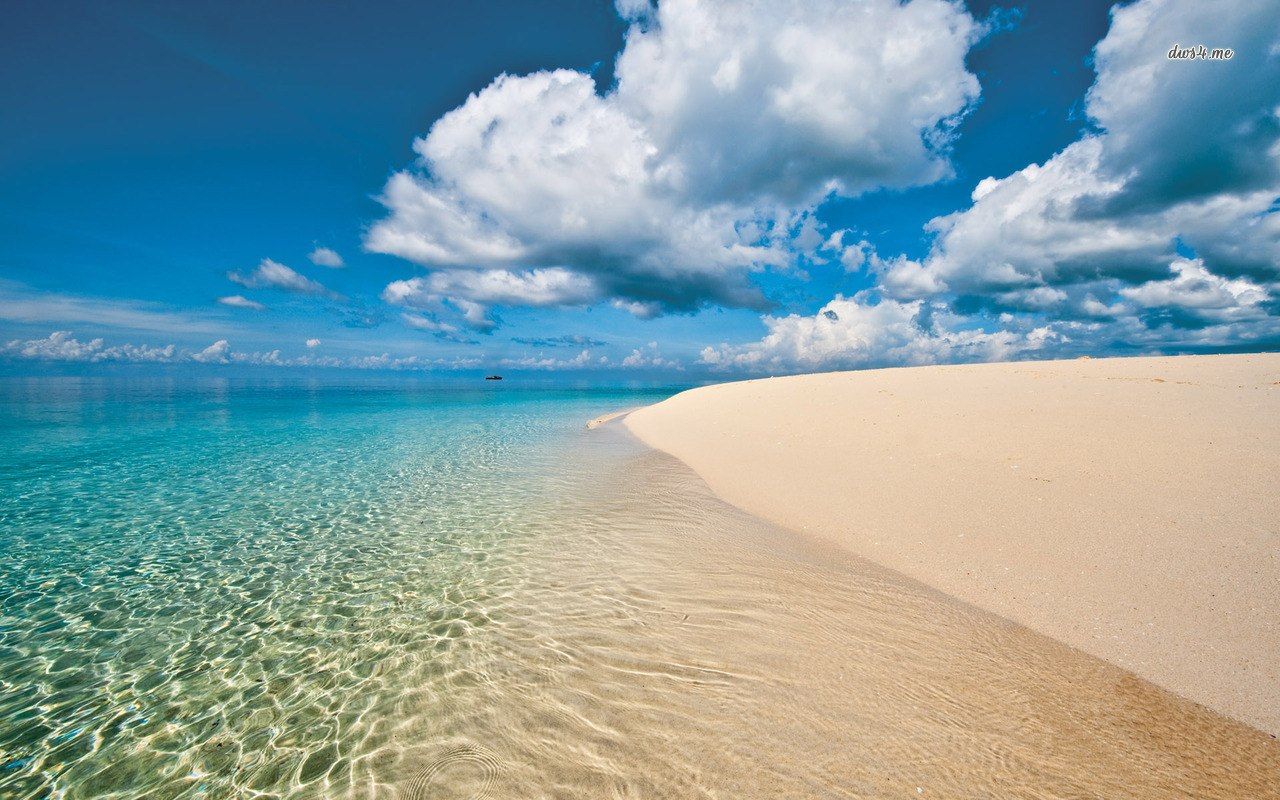 35 Superstar Beaches And 17 You Might Want to Reconsider