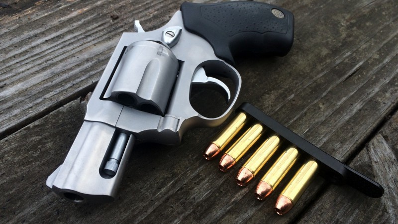 Smith Wesson Magnum Taurus Revolver