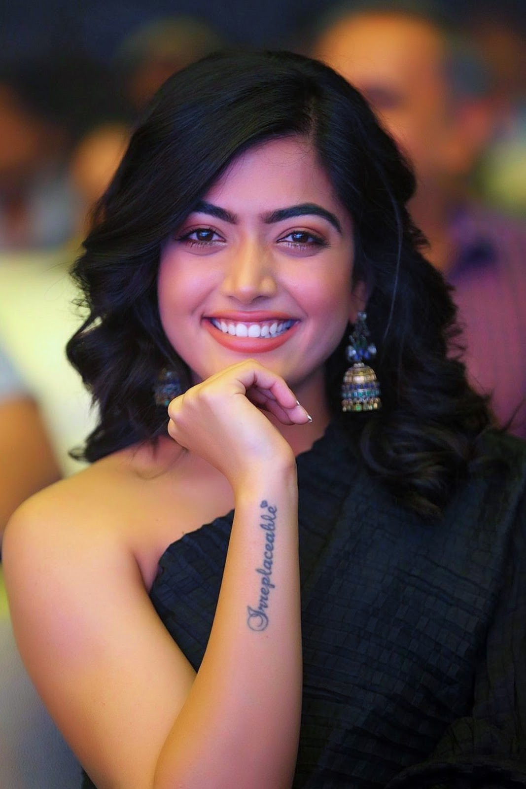 HD Wallpaper Rashmika Mandanna Best Photos