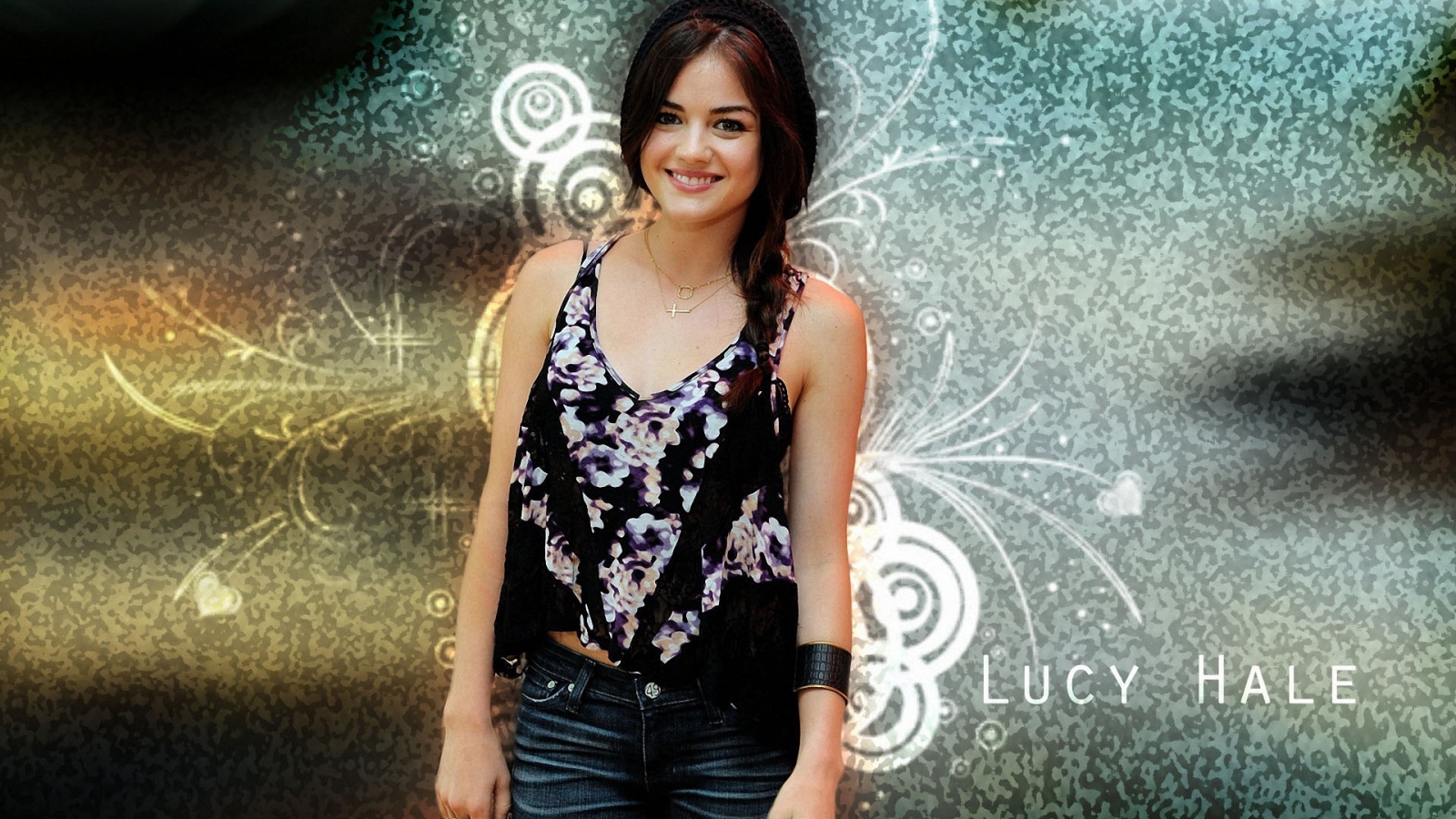 Beautiful Lucy Hale HD Image Wallpaper And Pictures
