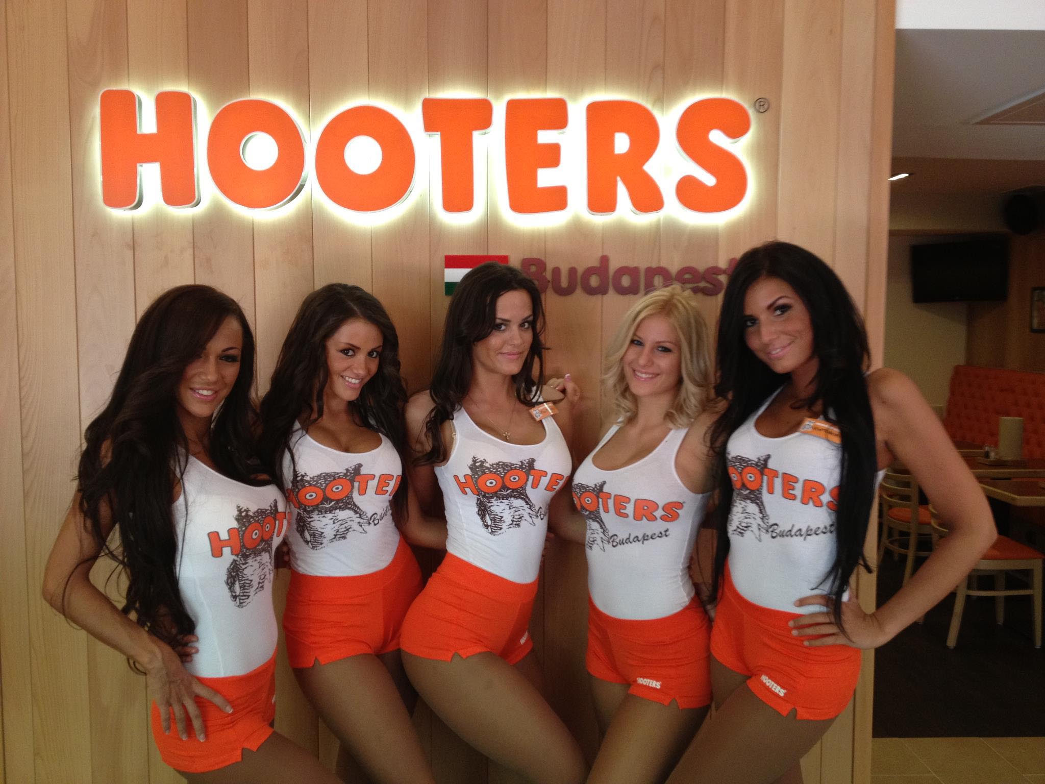 Girls Of Hooters Budapest