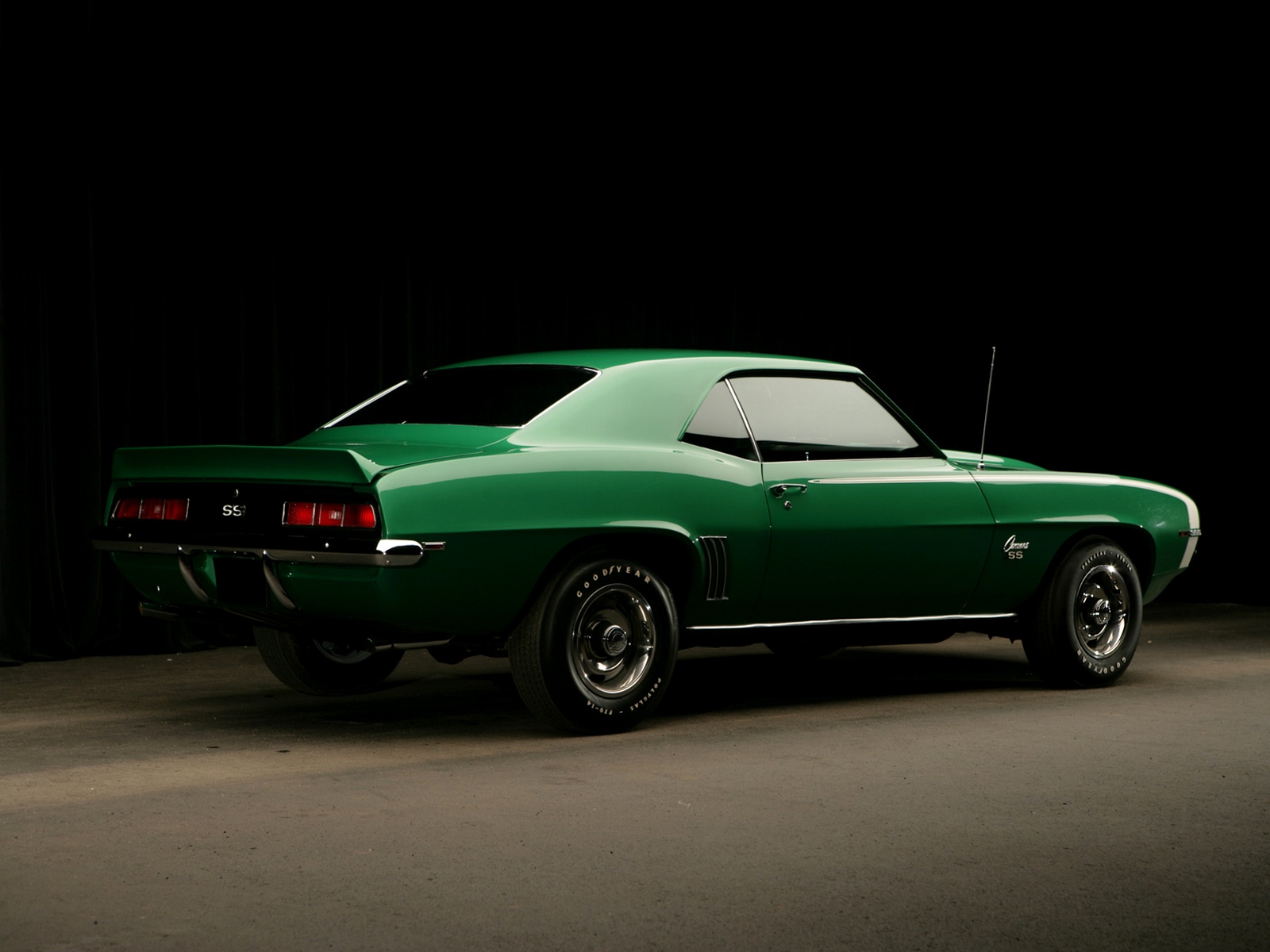 Chevrolet Wallpapers Chevrolet Camaro SS 396 1969 Wallpapers